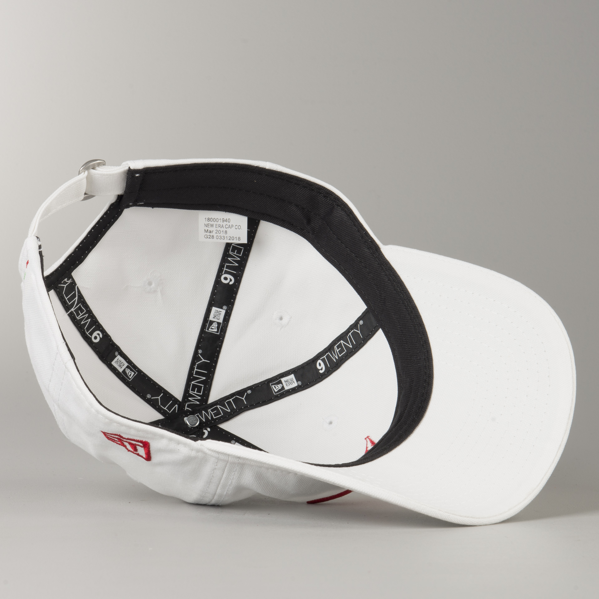 dainese 9twenty hat