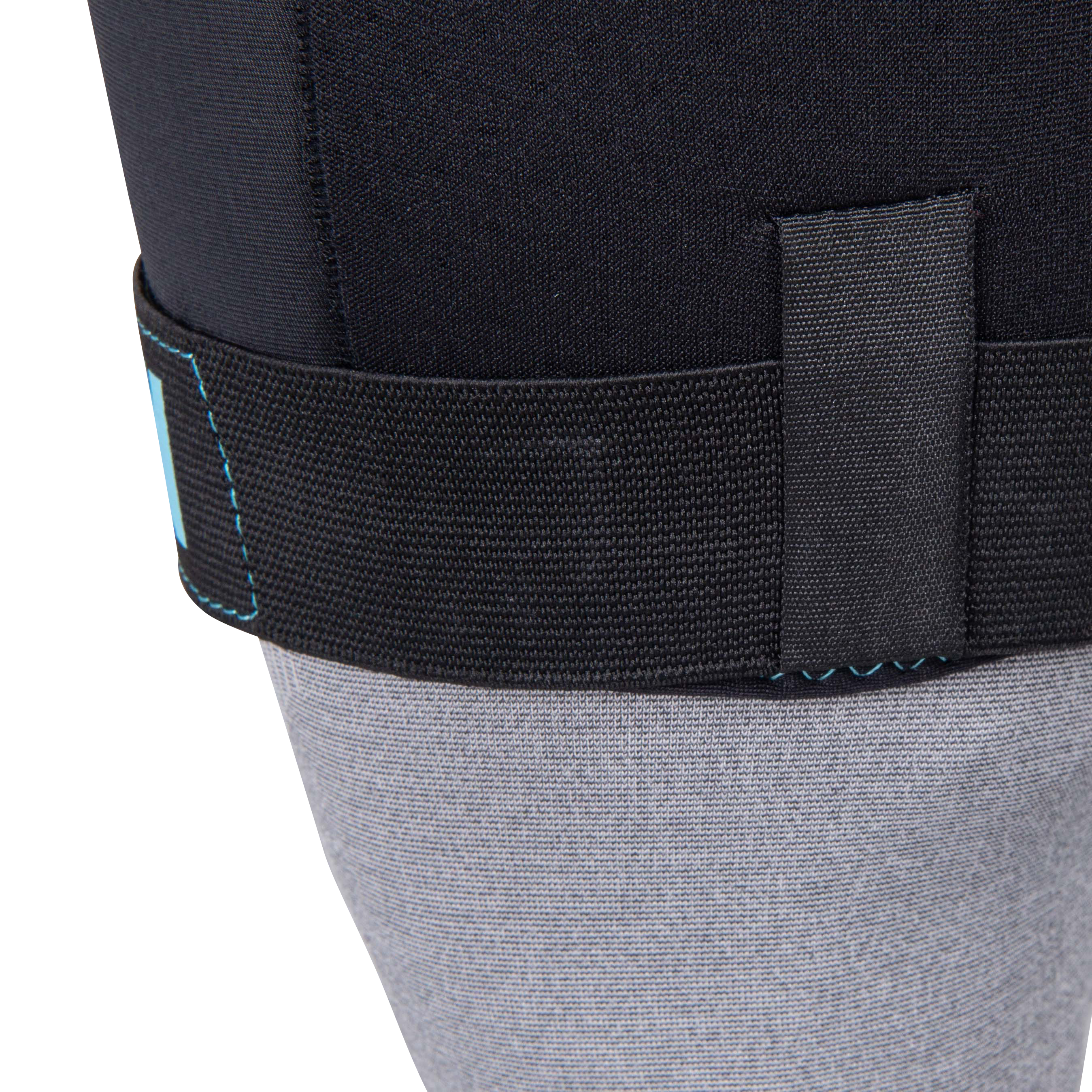 Raven Rine Knee Guards