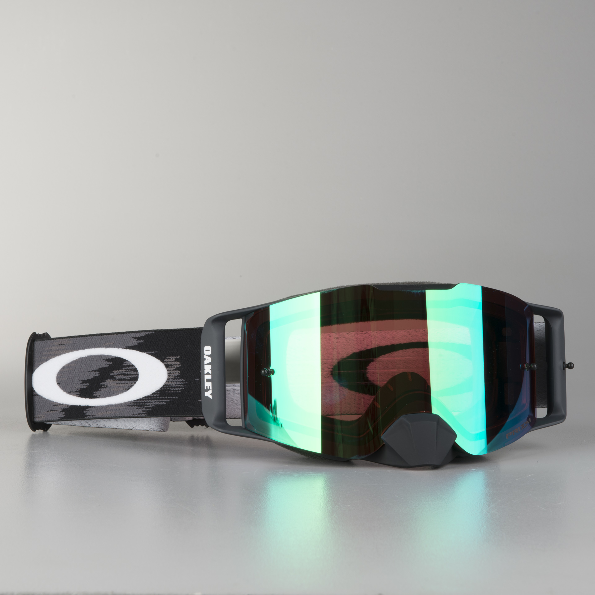 Masque cross Oakley Front Line MX Noir mat Speed Jade Oakley Airbrake d'occasion | Plus que 4 à 75%