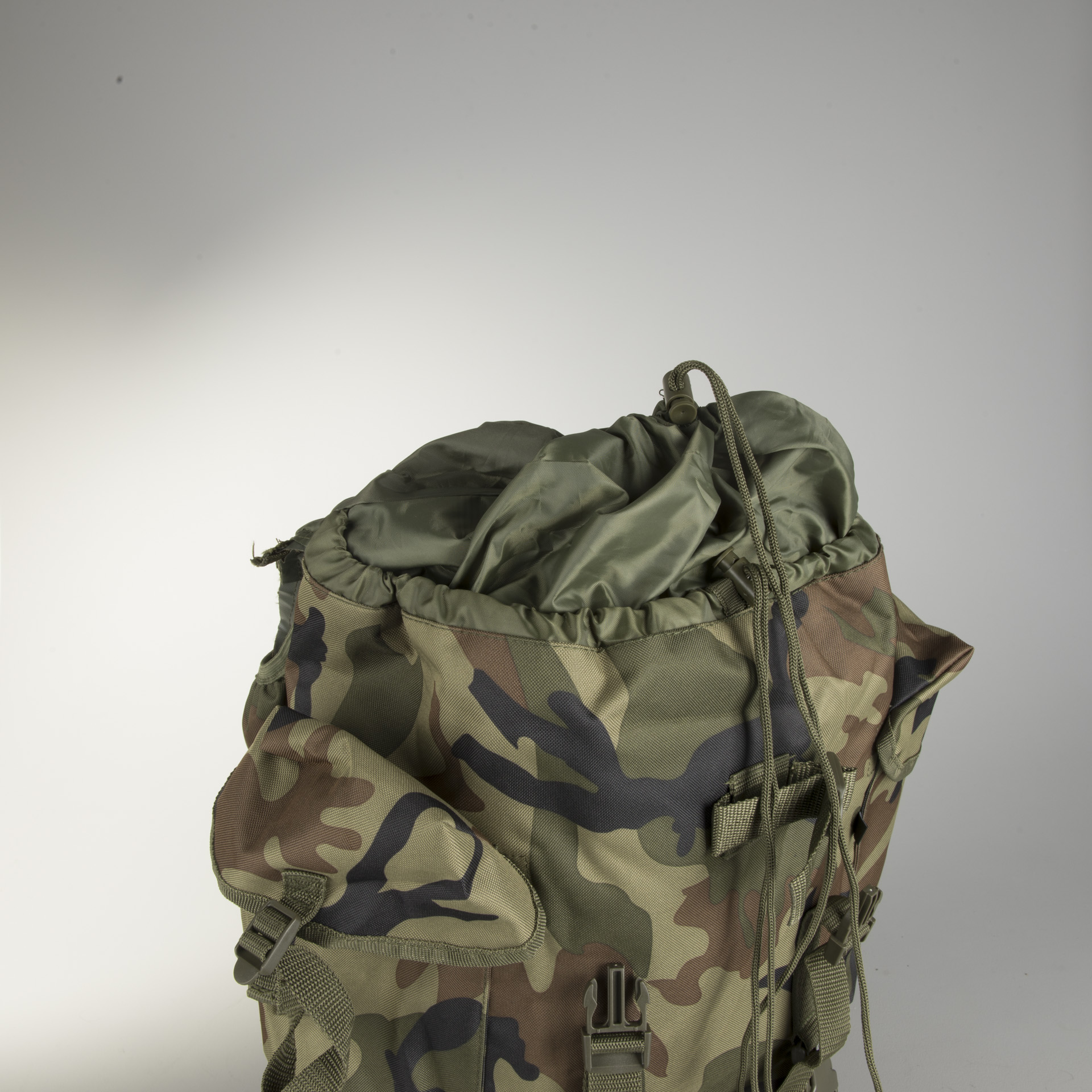 Mochila Brandit Nylon 65L