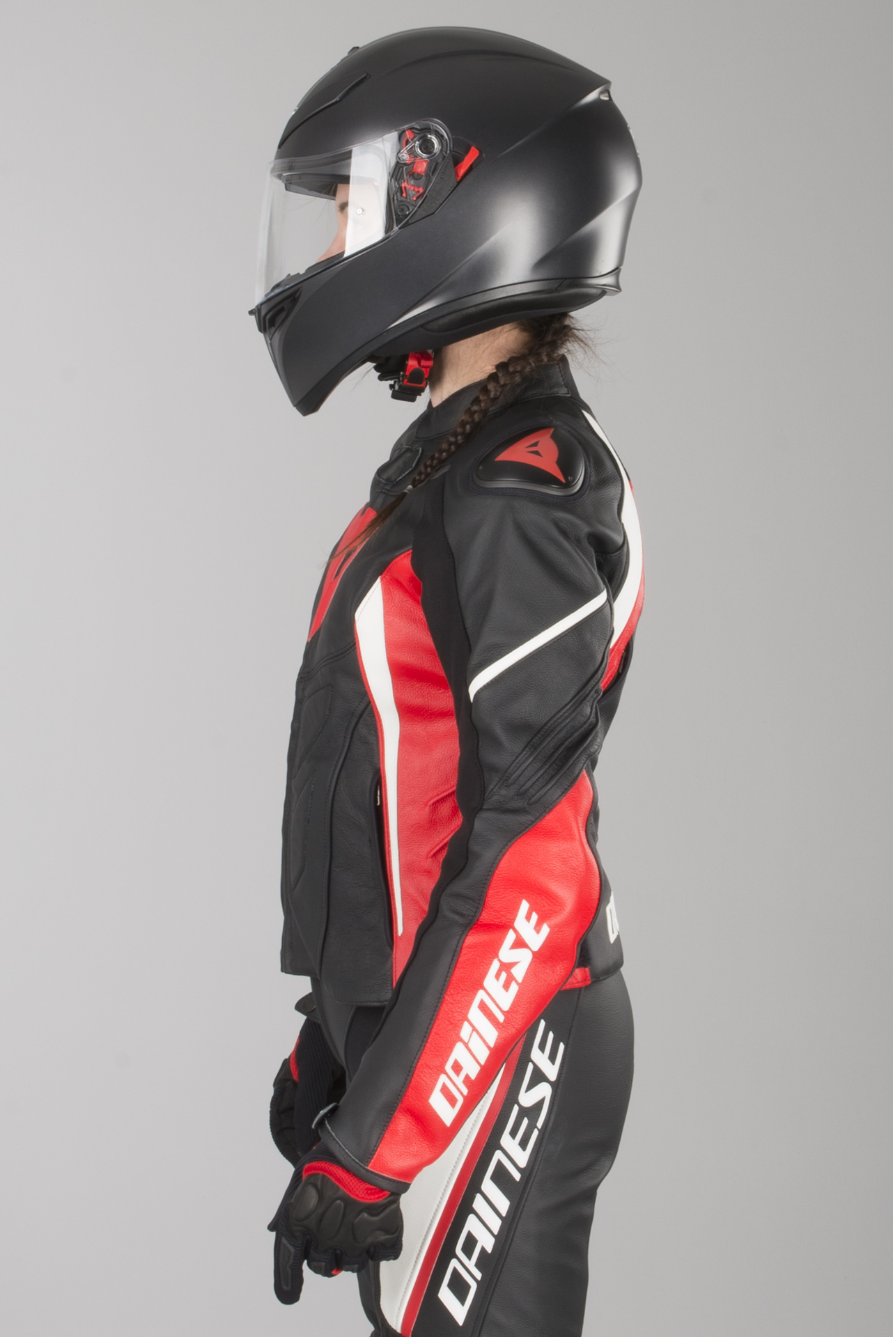 Skinnjakke Dame Dainese Avro D1 Svart Rød Hvit Nå 31% Du Skinnjakke Dame Dainese Avro D1 Svart Rød Hvit Nå 31% Du