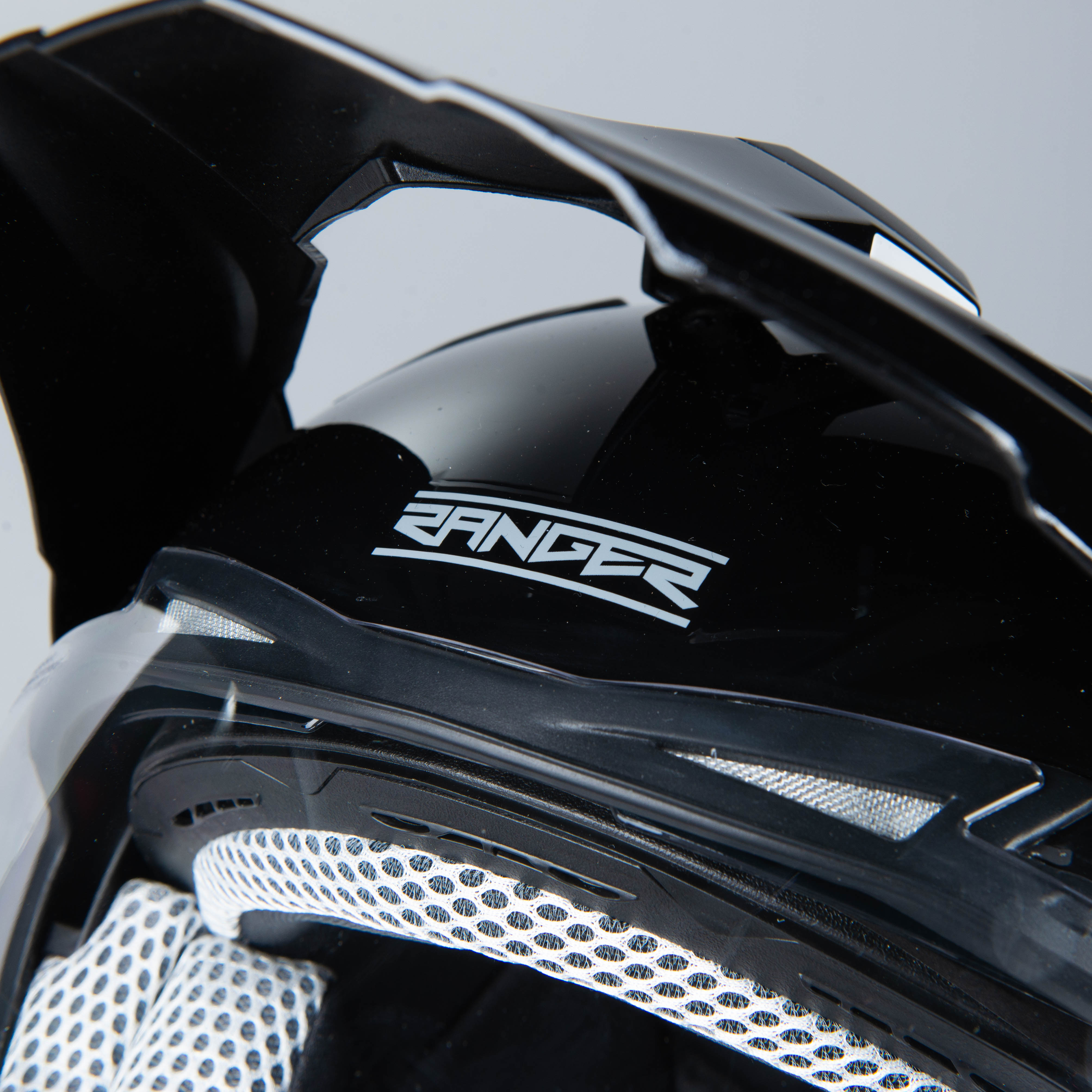 Adventure Helm Shot Ranger