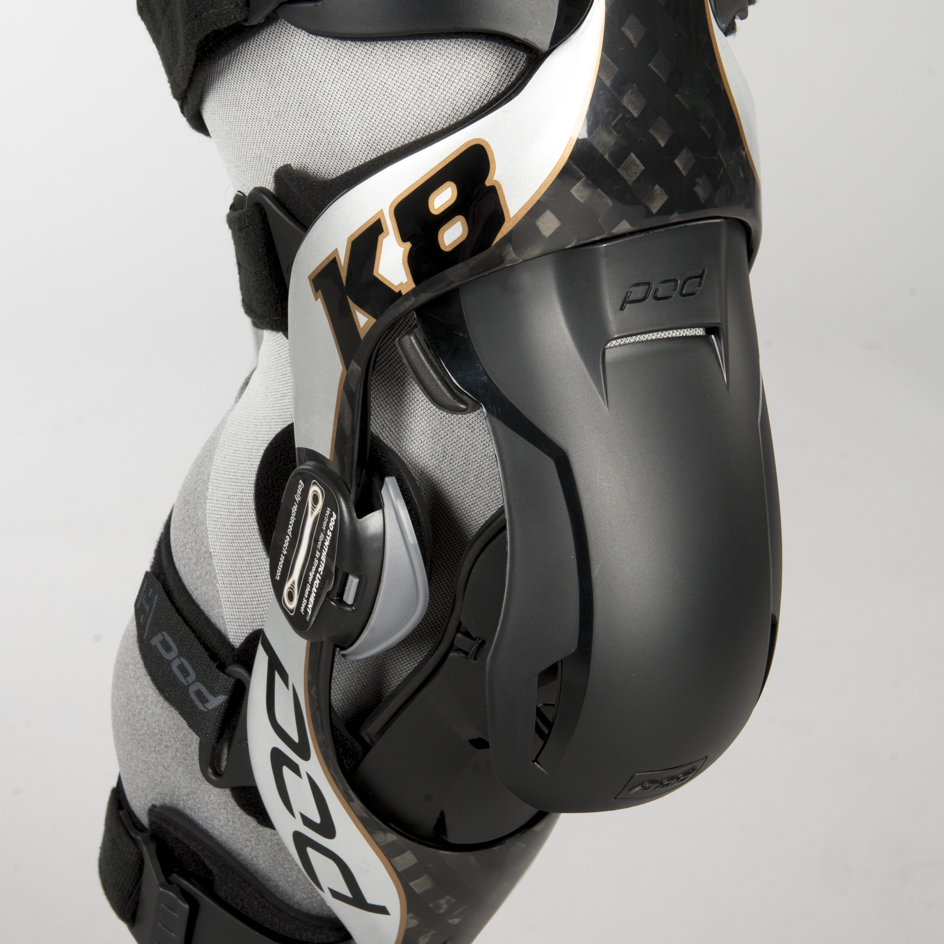 POD K8 Knee Protection Right Carbon