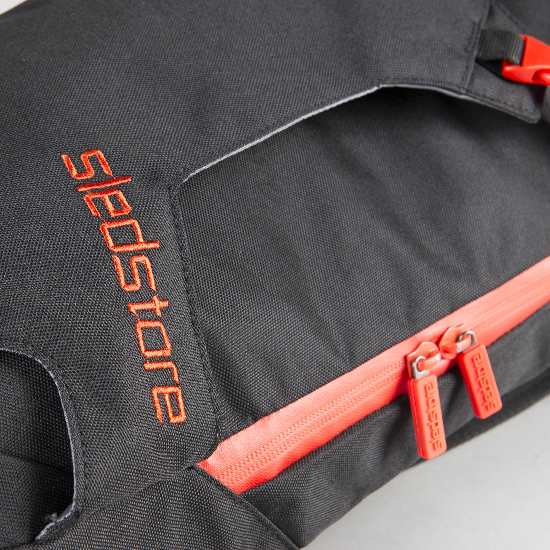 Sledstore Frigus 12 L Backpack