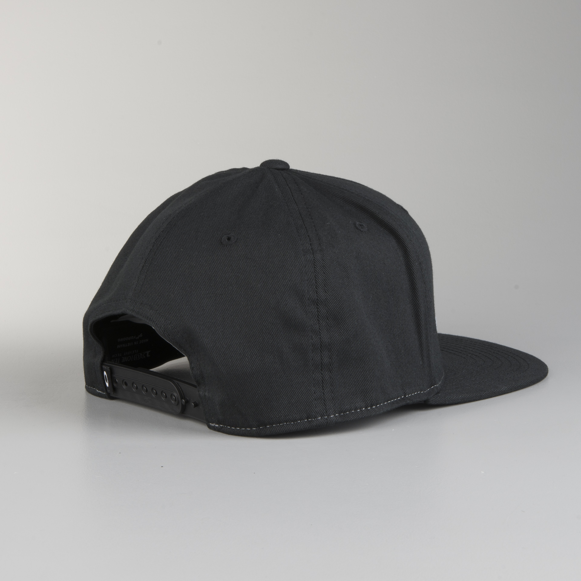 oakley cap flexfit