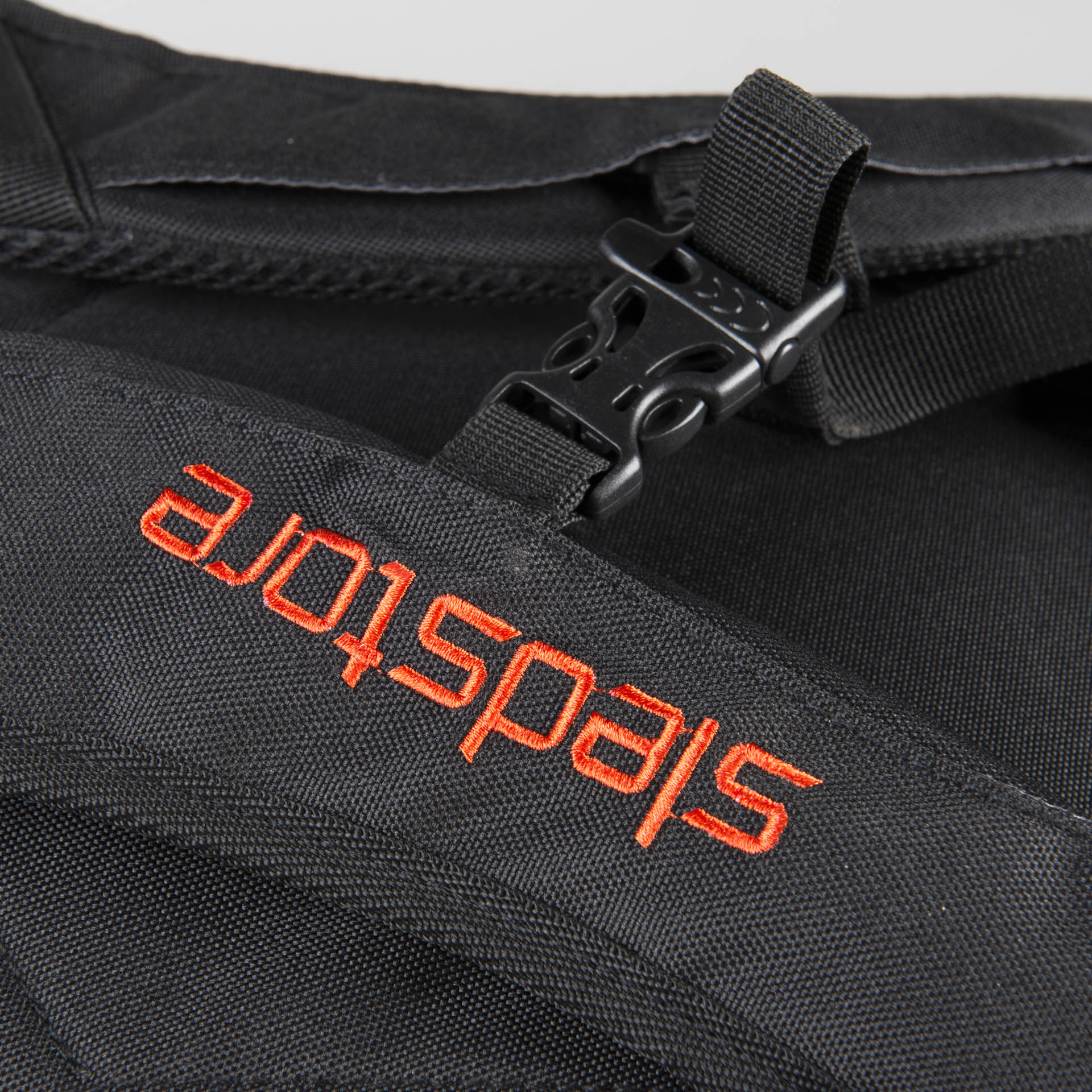 Sledstore Frigus 12 L Backpack