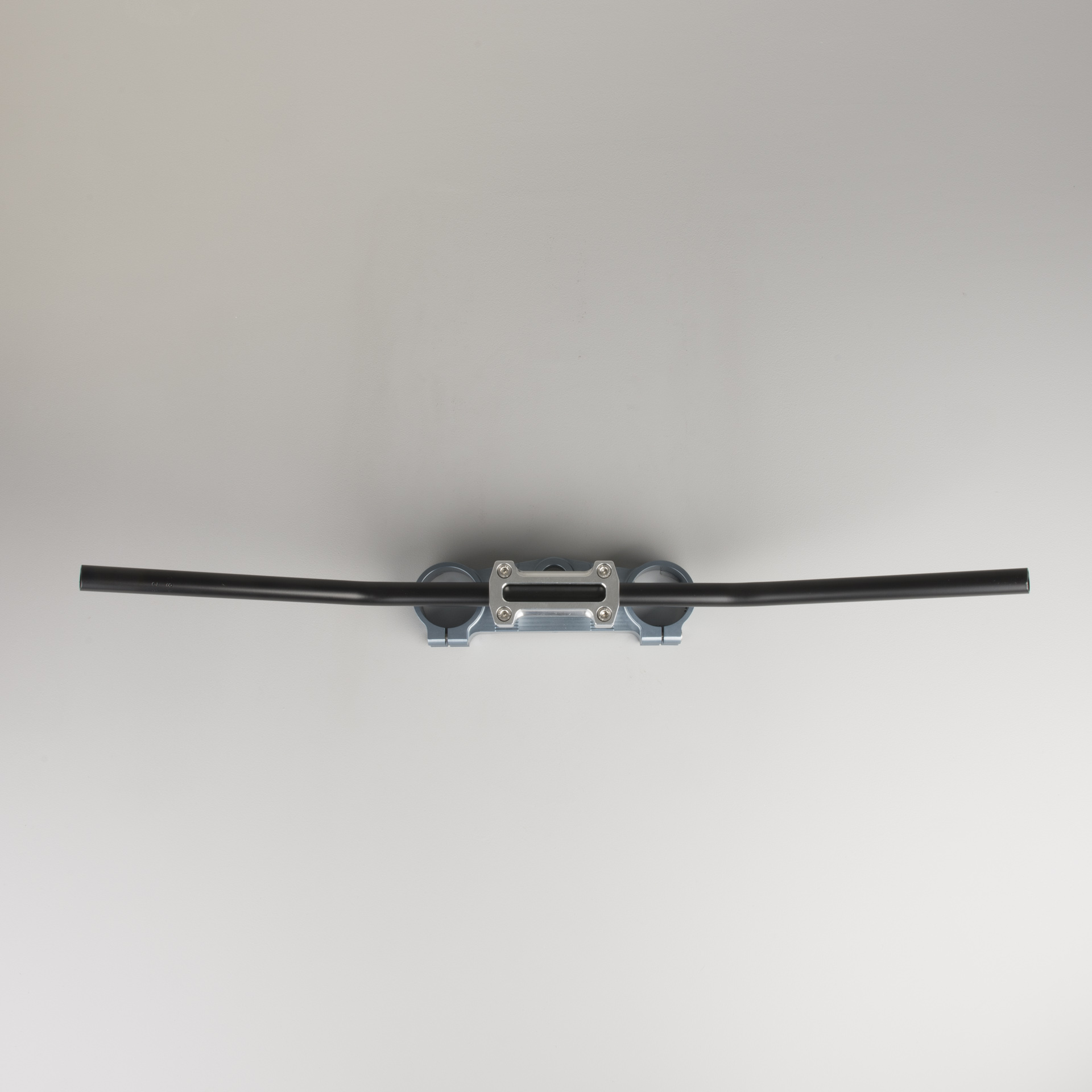 TRW Dragbar Medium Handlebars 22 mm Black Steel