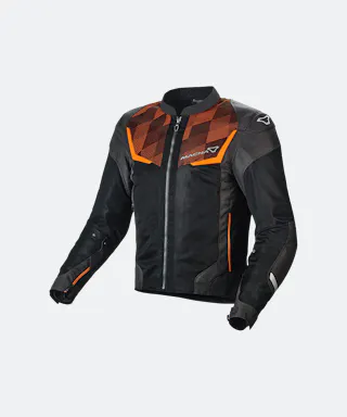 Motorjas Macna Orcano