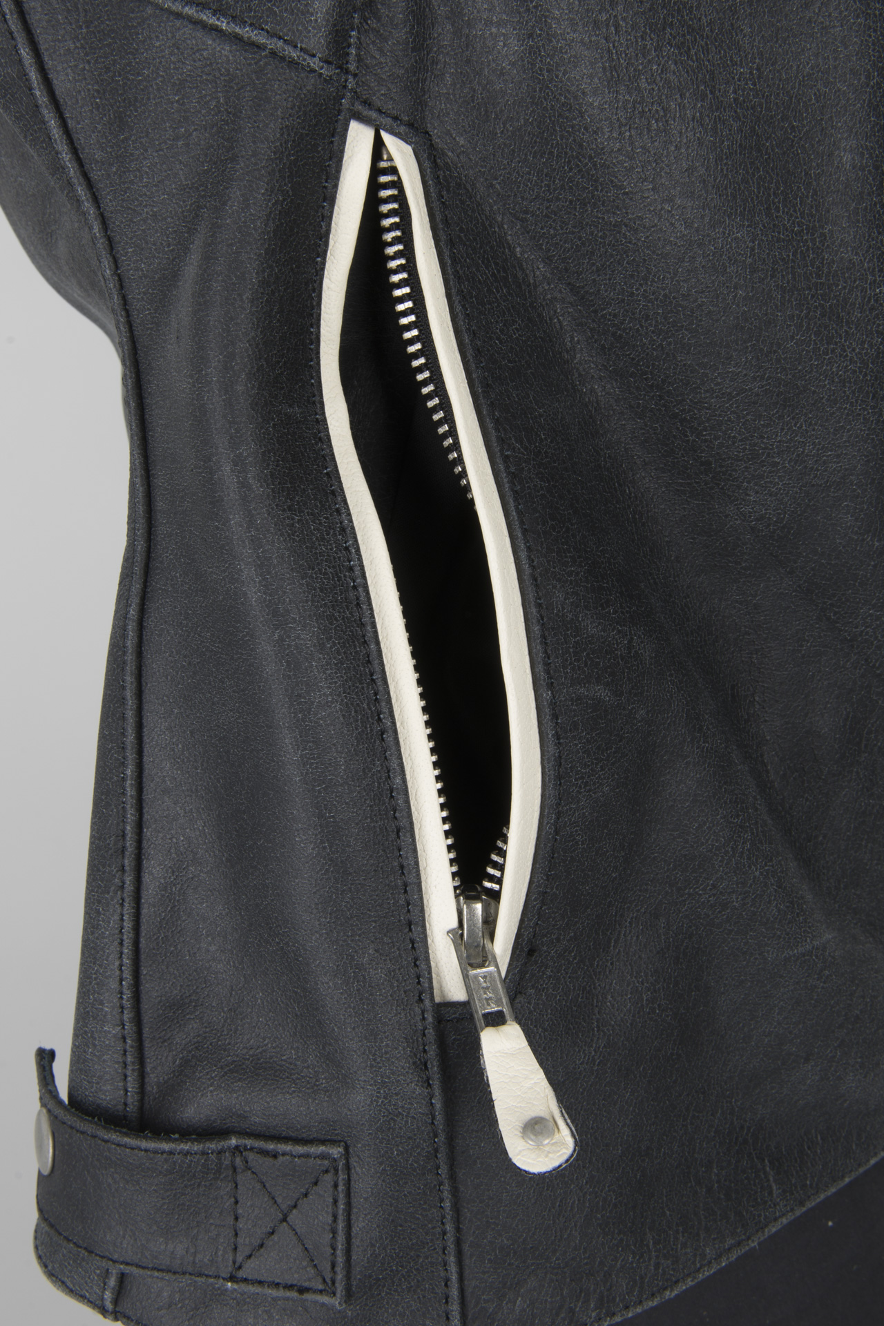 iXS Shawn Leather Jacket