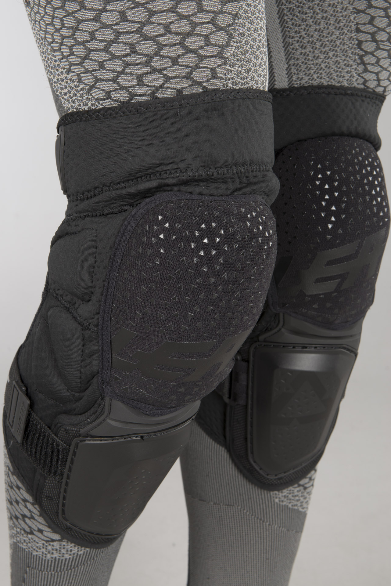 Leatt 3DF Hybrid Knee Protection Black