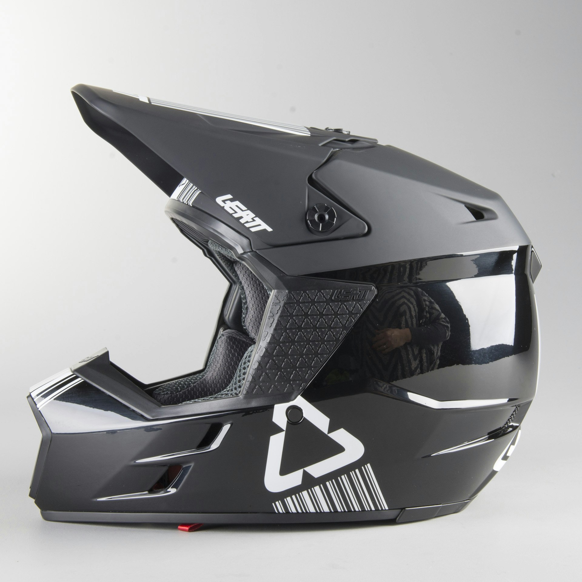 Leatt GPX 3.5 V20.1 Helmet-Black-L