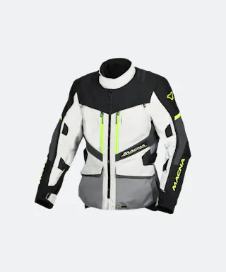 Motorjas Macna Domane