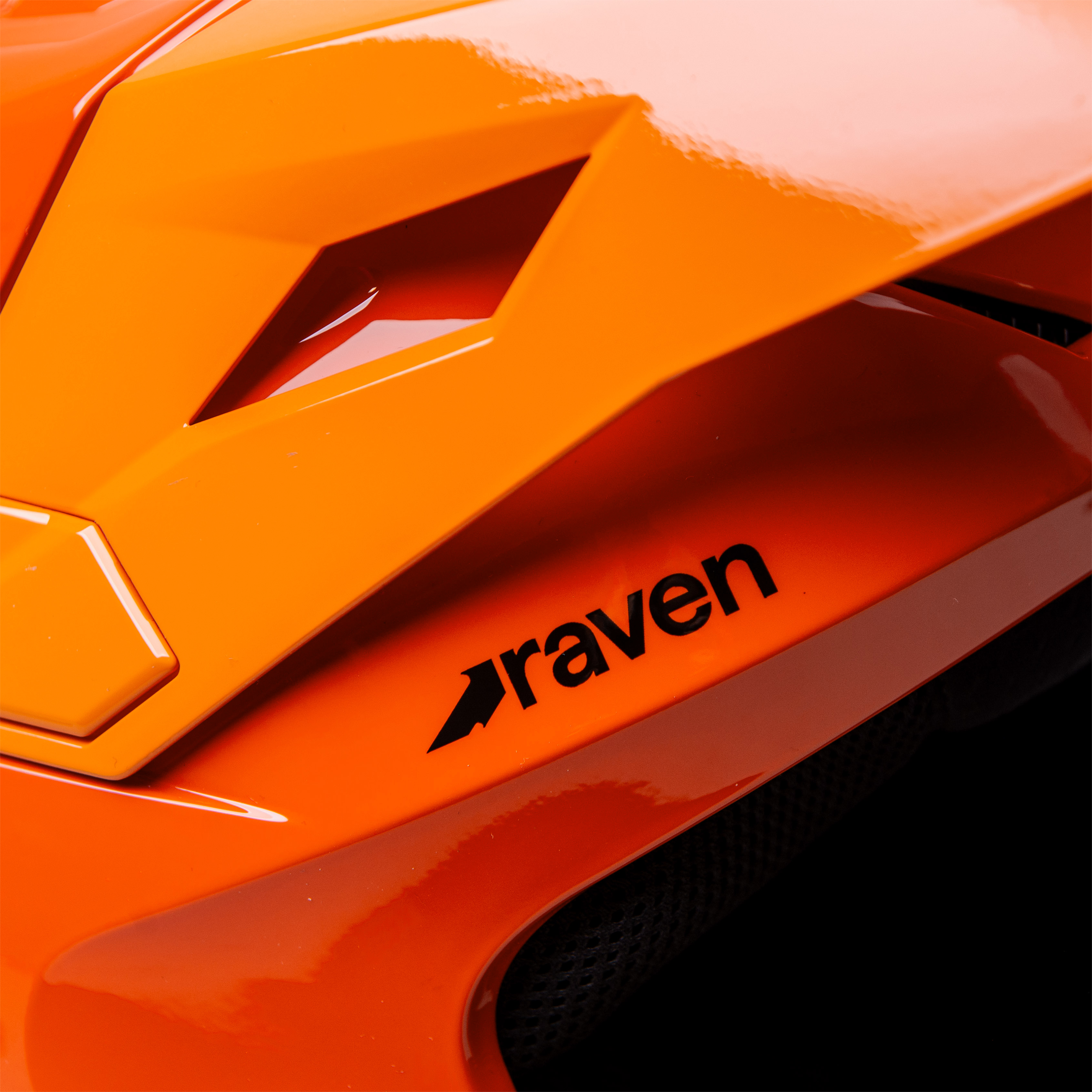 Casco de MX Raven Onyx