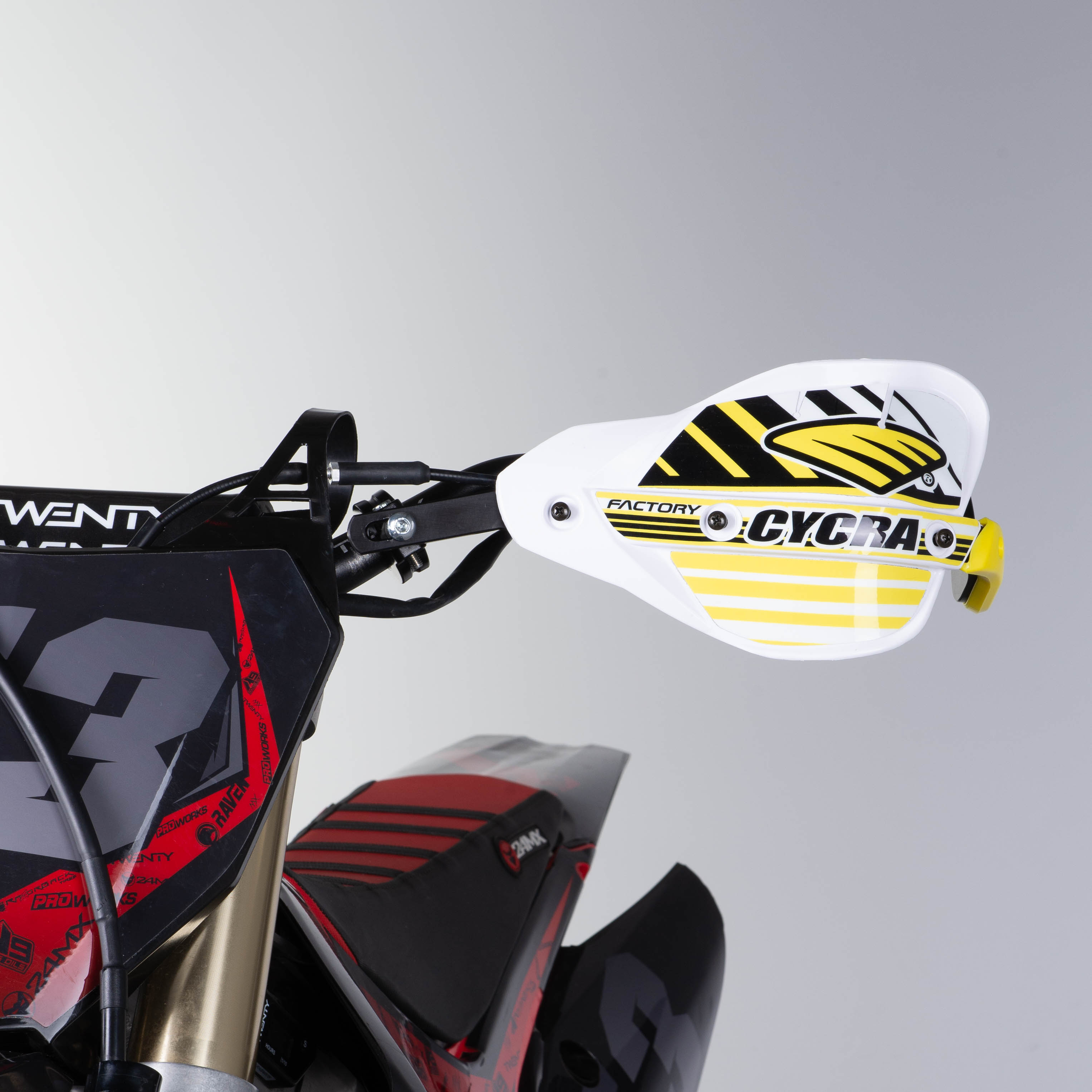 Paramanos Cycra Probend Factory Edition Bar Pack Aluminio (sin Anclaje)