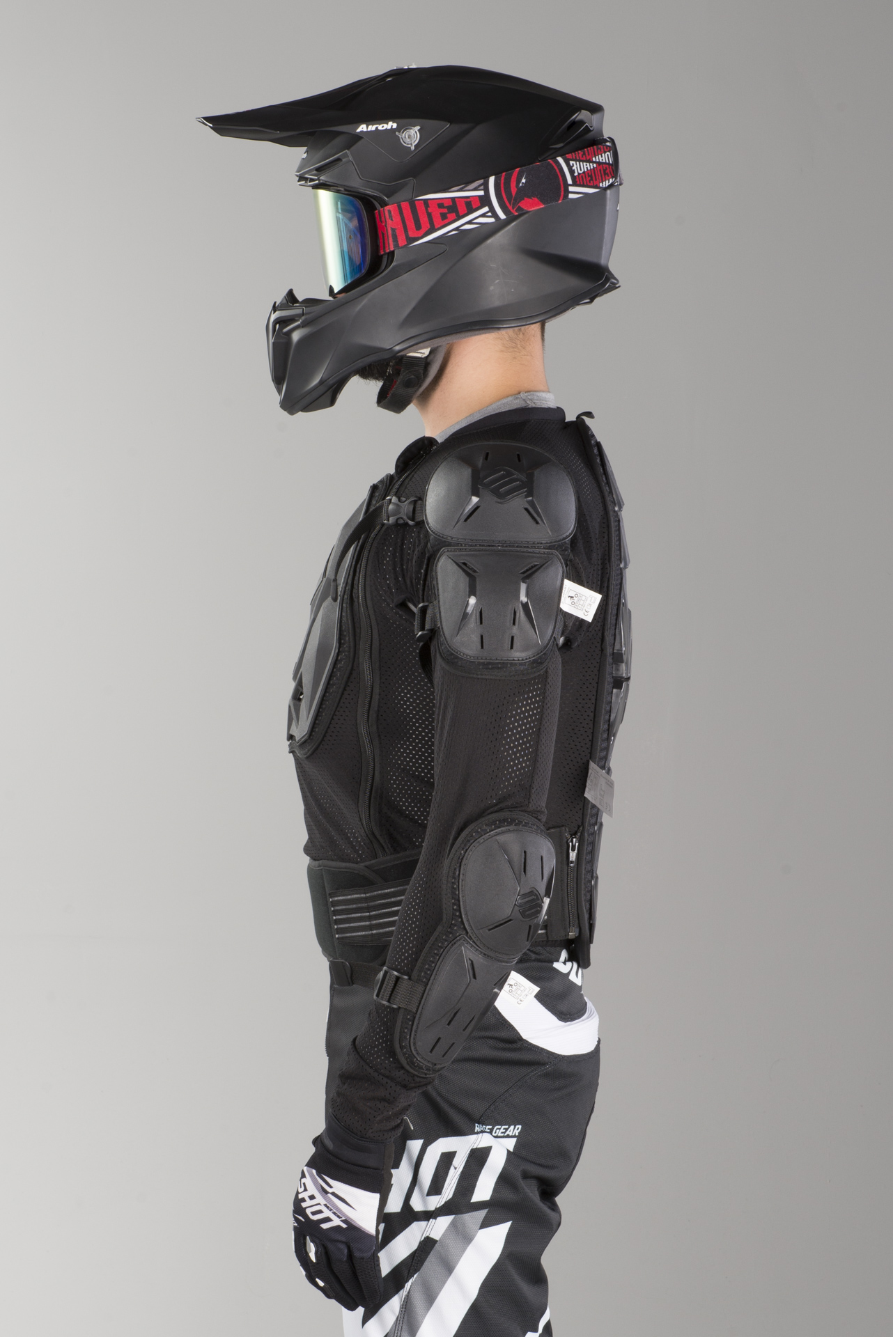Protective Jacket Shot Optimal