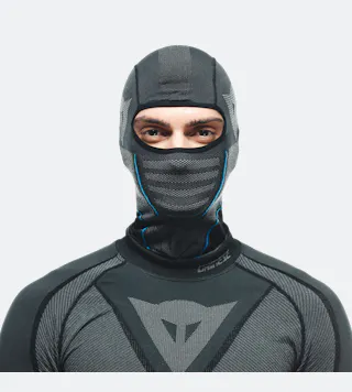 Kukla do Helmy Dainese Dry