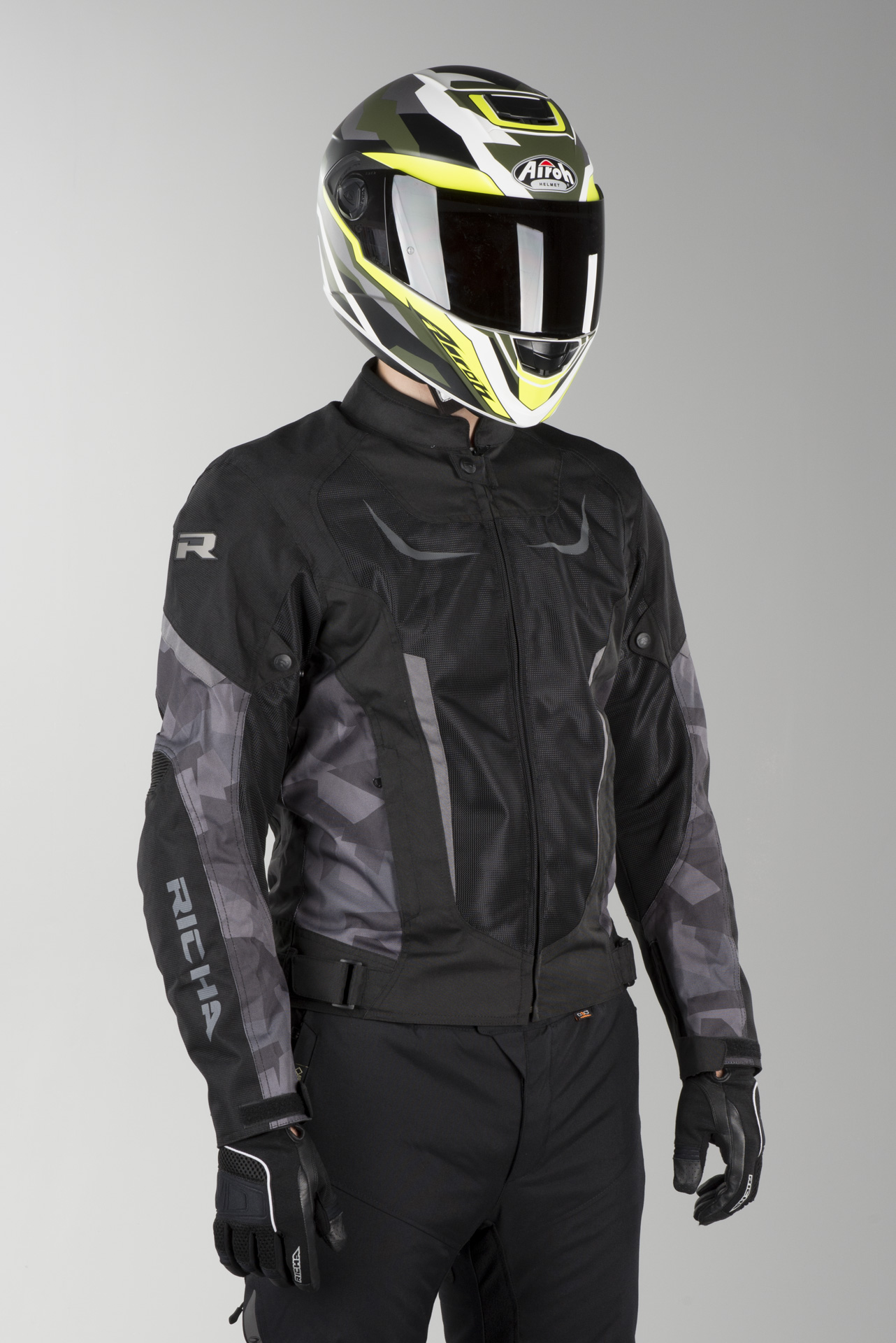 Richa Airstrike 2 Jacket