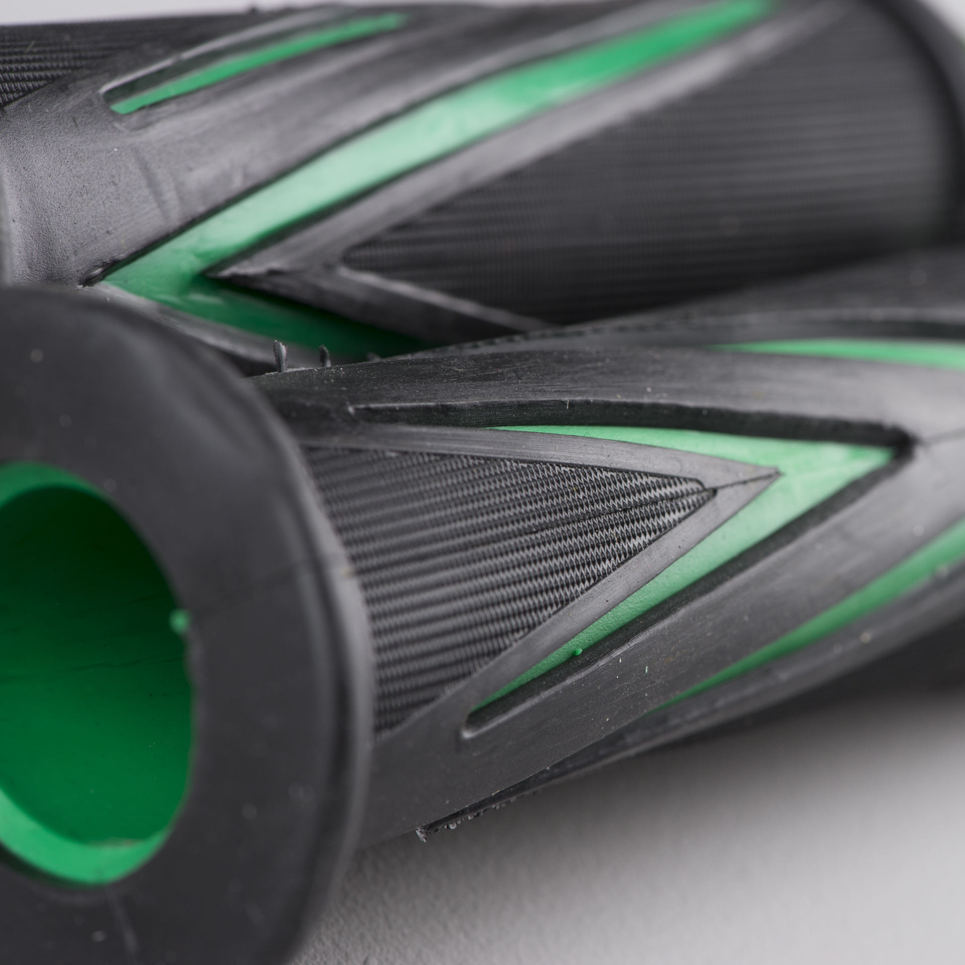 Snell Combat Grips