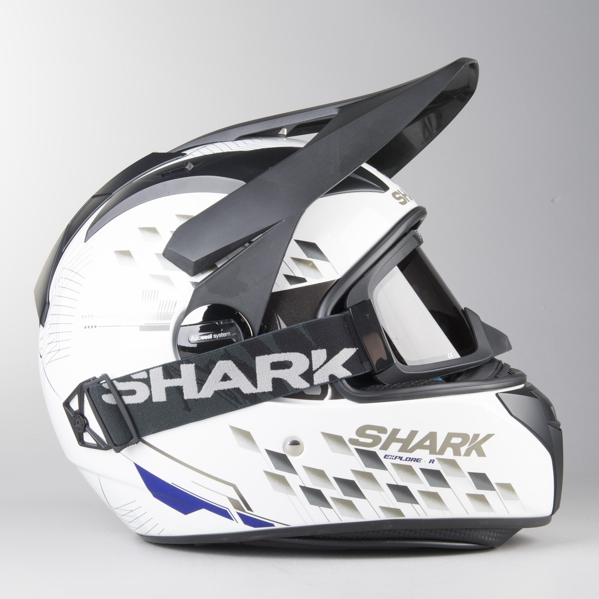 Casco Adventure Shark Explore-R Arachneus