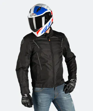 Motorjas Bering Conrad