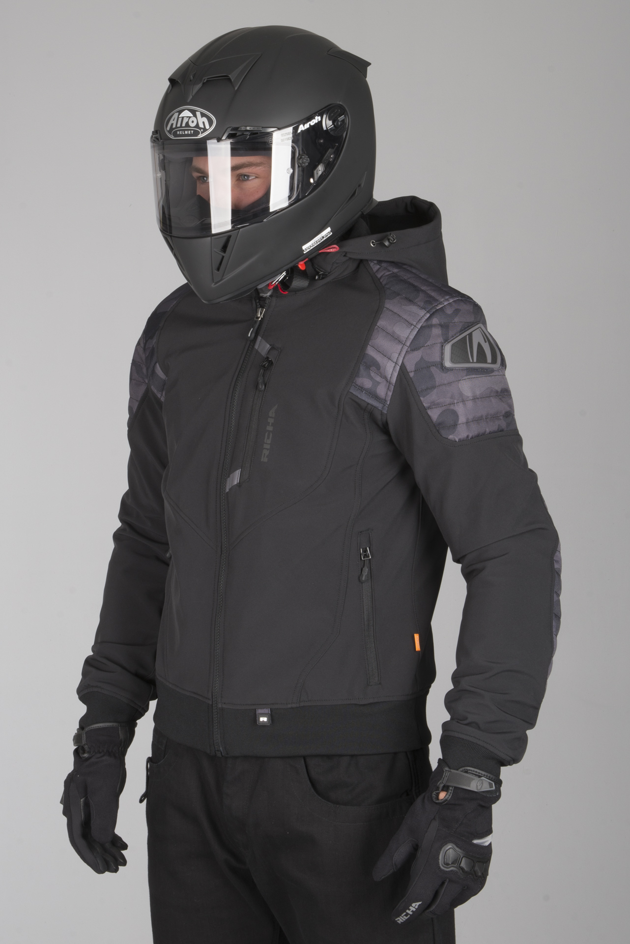 Jacka Richa Atomic WP Camo Svart Jacka Richa Atomic WP Camo Svart