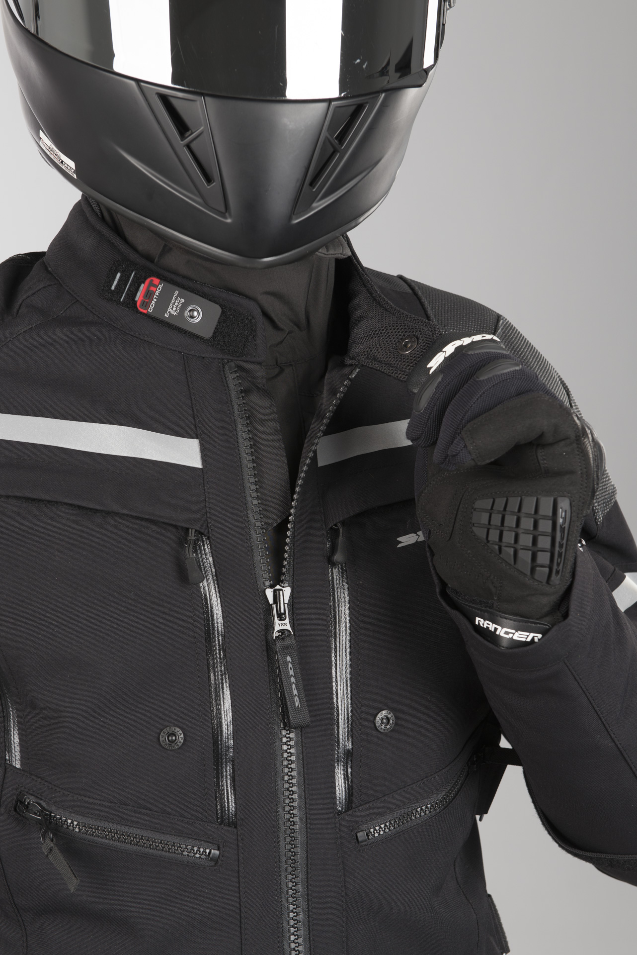 Sidi Armakore Jacket