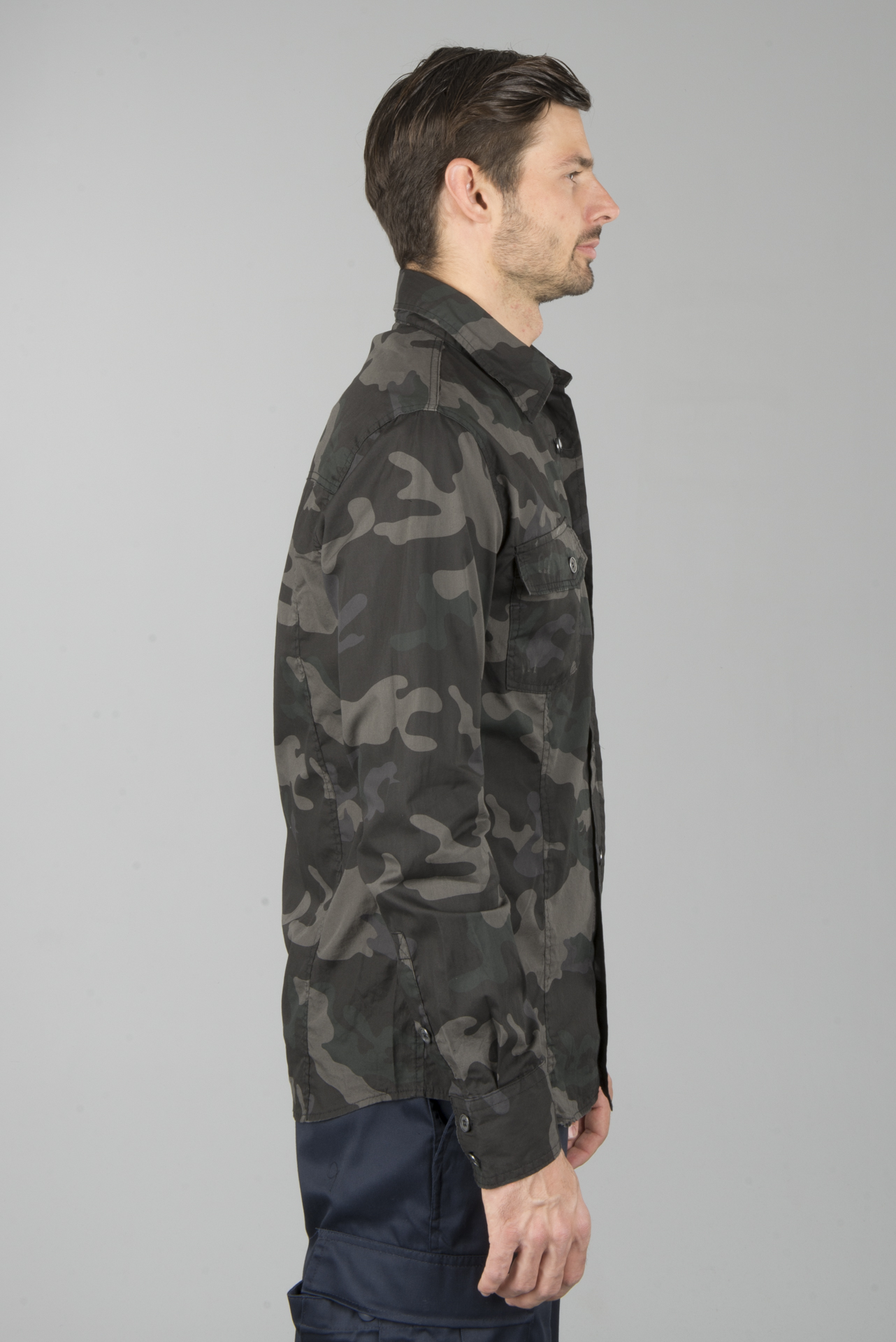 Skjorte Brandit Slim men Dark Camo Laveste prisgaranti Skjorte Brandit Slim men Dark Camo Laveste prisgaranti