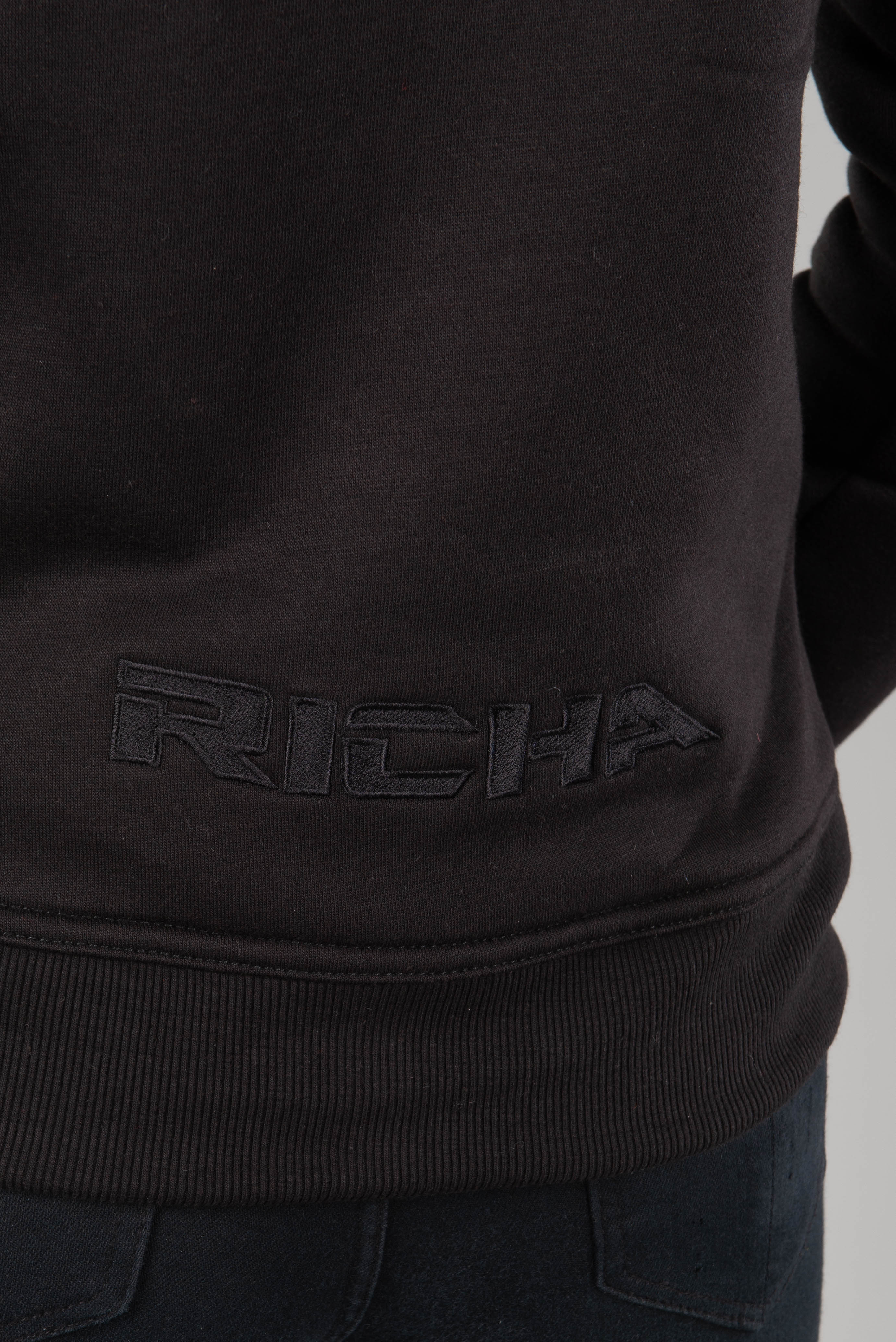 Kapucar Richa Titan Core Za Ženske
