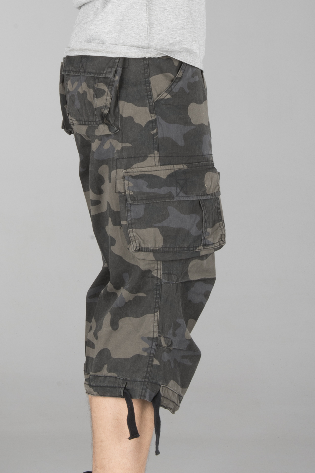 Brandit Urban Legend 3/4 Shorts