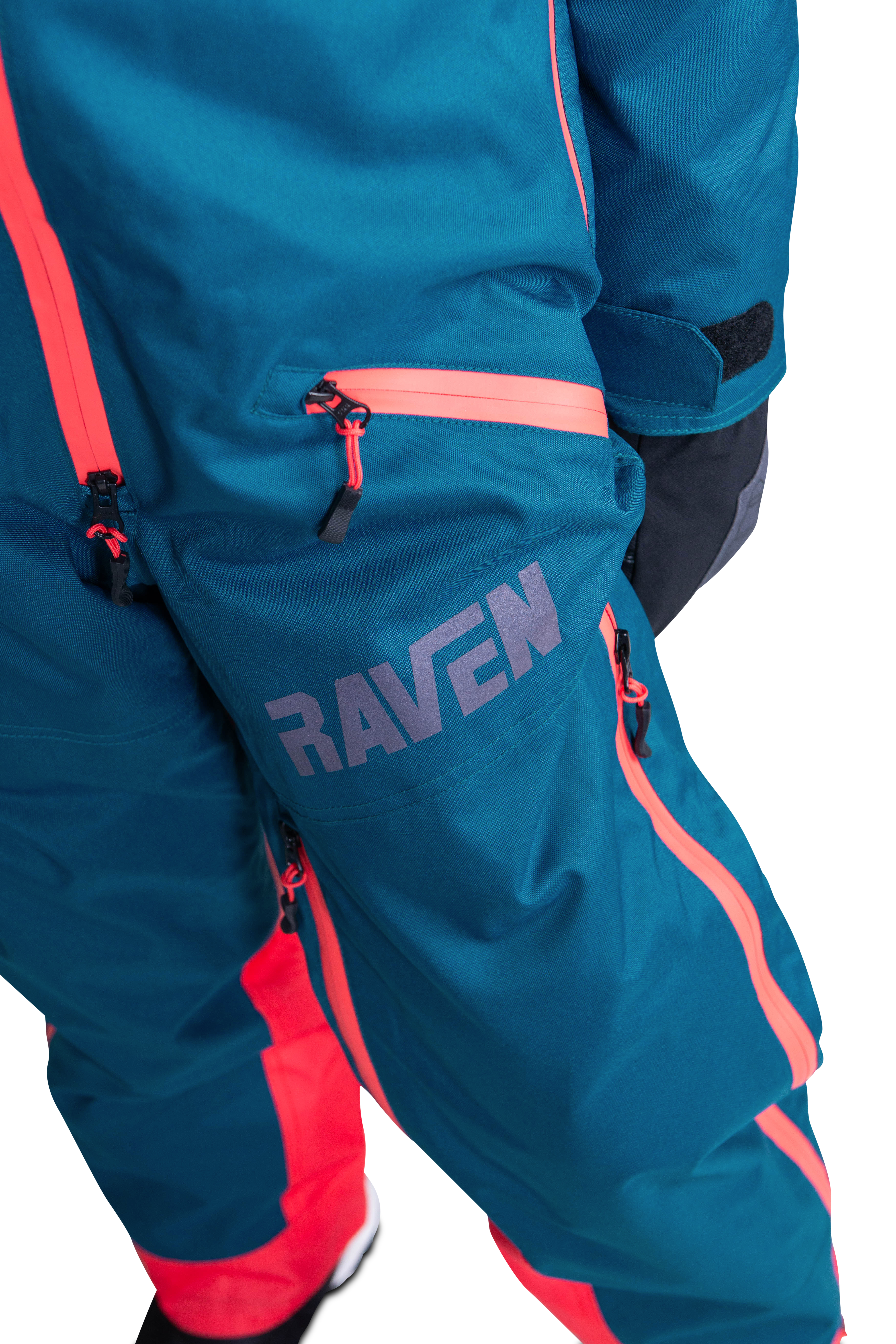 Mono de Niño Raven Aggressor