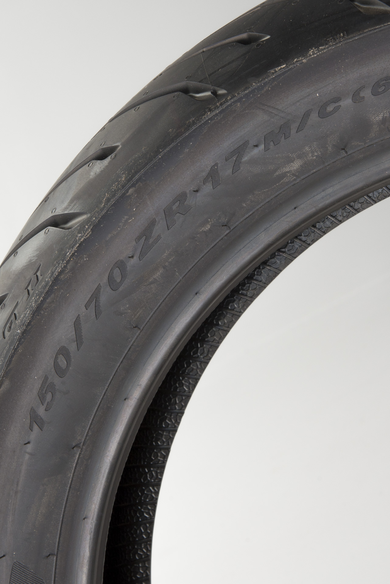 Neumático Trasero Pirelli Angel GT II