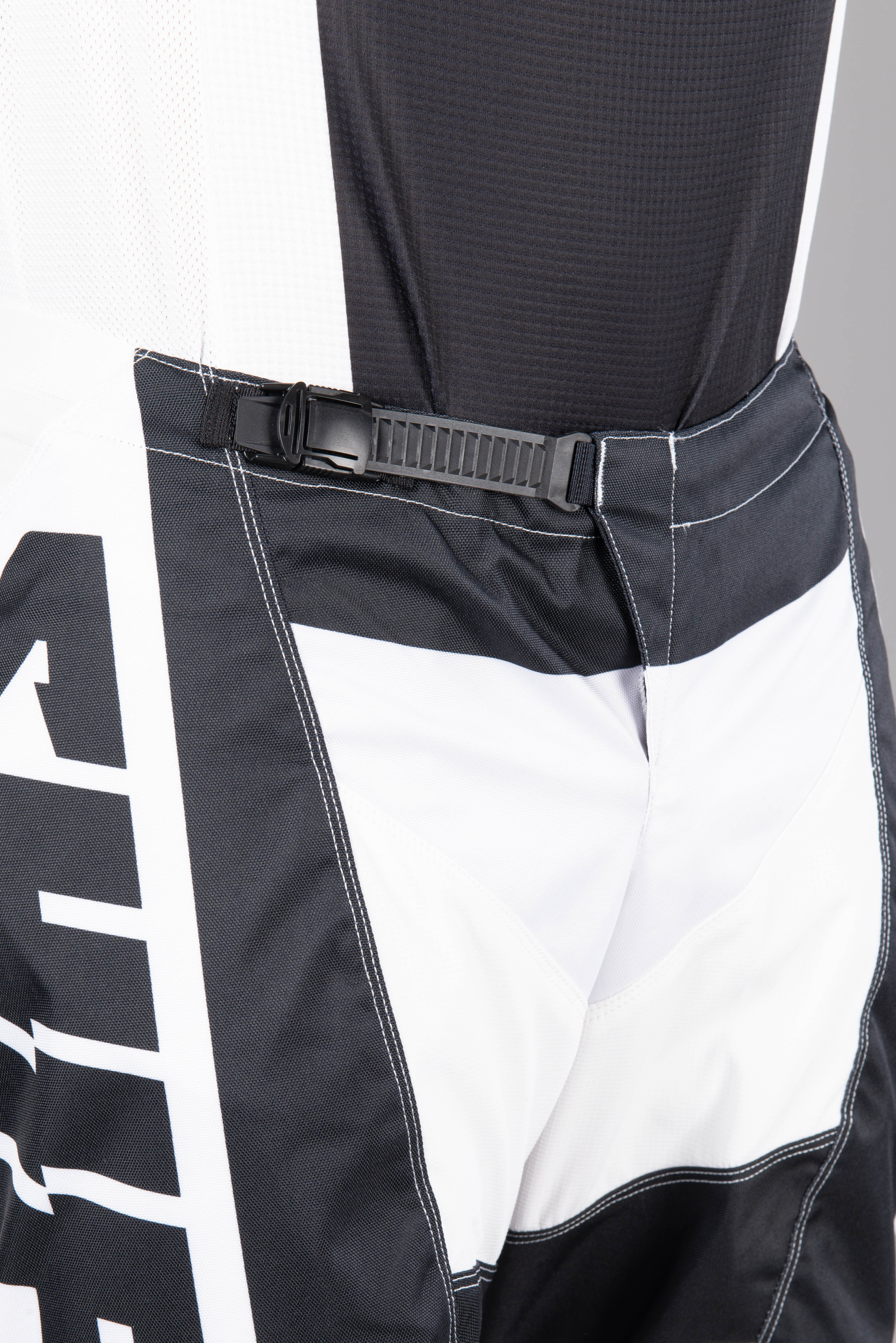 Pantalones de Crpss Shift WHIT3 Label Archival