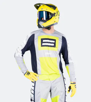 Camiseta de Cross Shift WHIT3 Label Archival