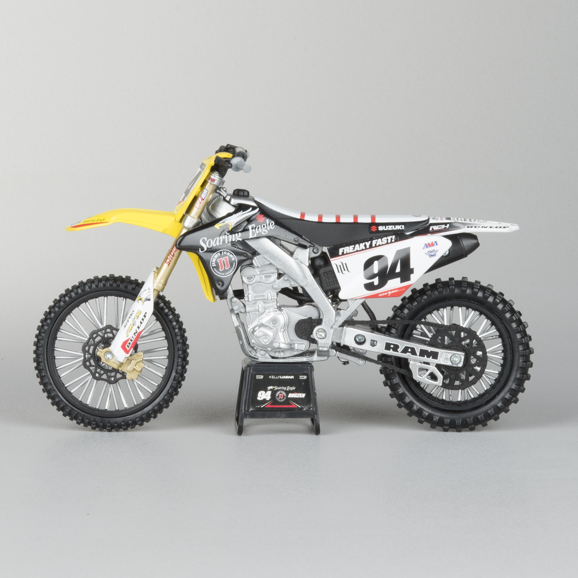 NewRay 1:12 Suzuki RM-Z 450 2015 Ken Roczen Toy | 24MX