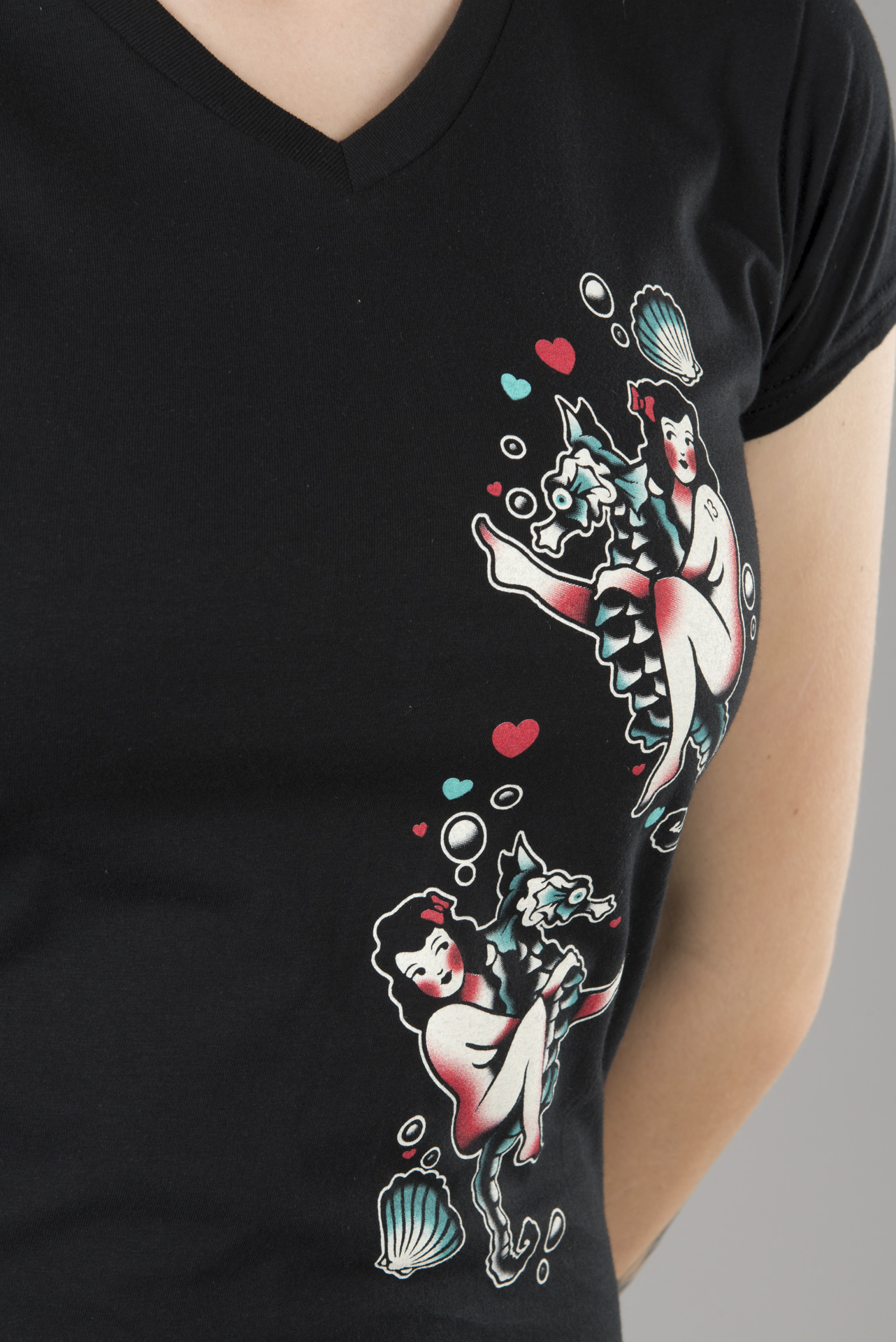 Camiseta Lucky 13 Seahorse Cuello Pico Mujer