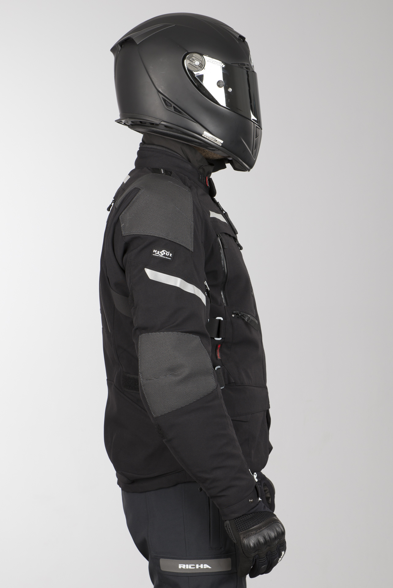 Sidi Armakore Jacket