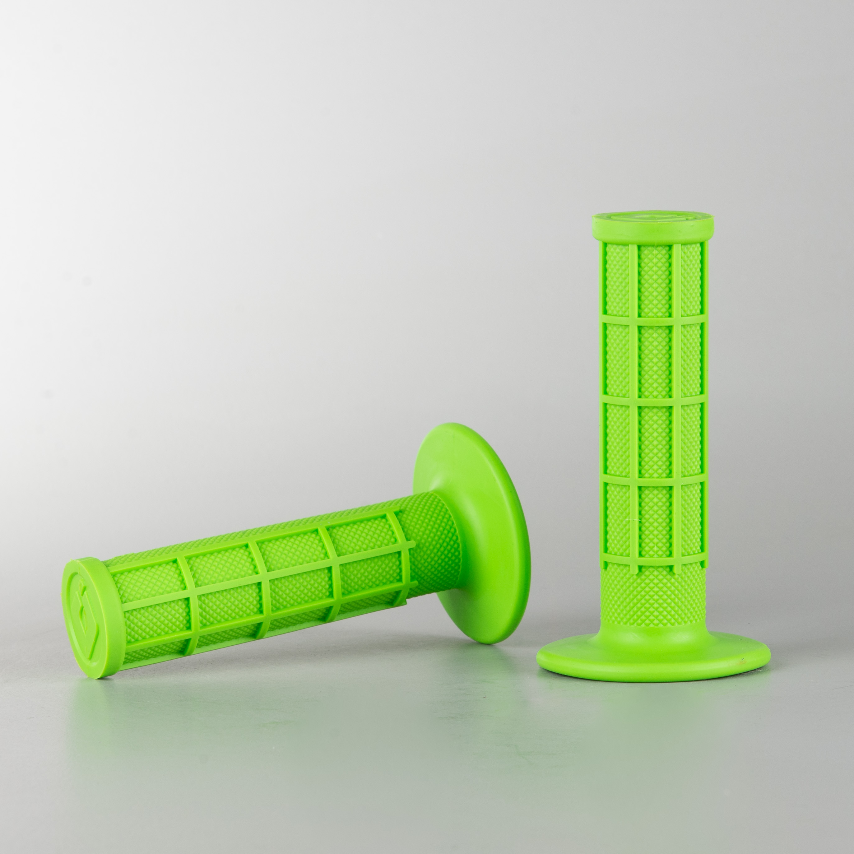 ODI Manopole Ruffian Half Waffle Nero | Maciag Offroad - Foto 14