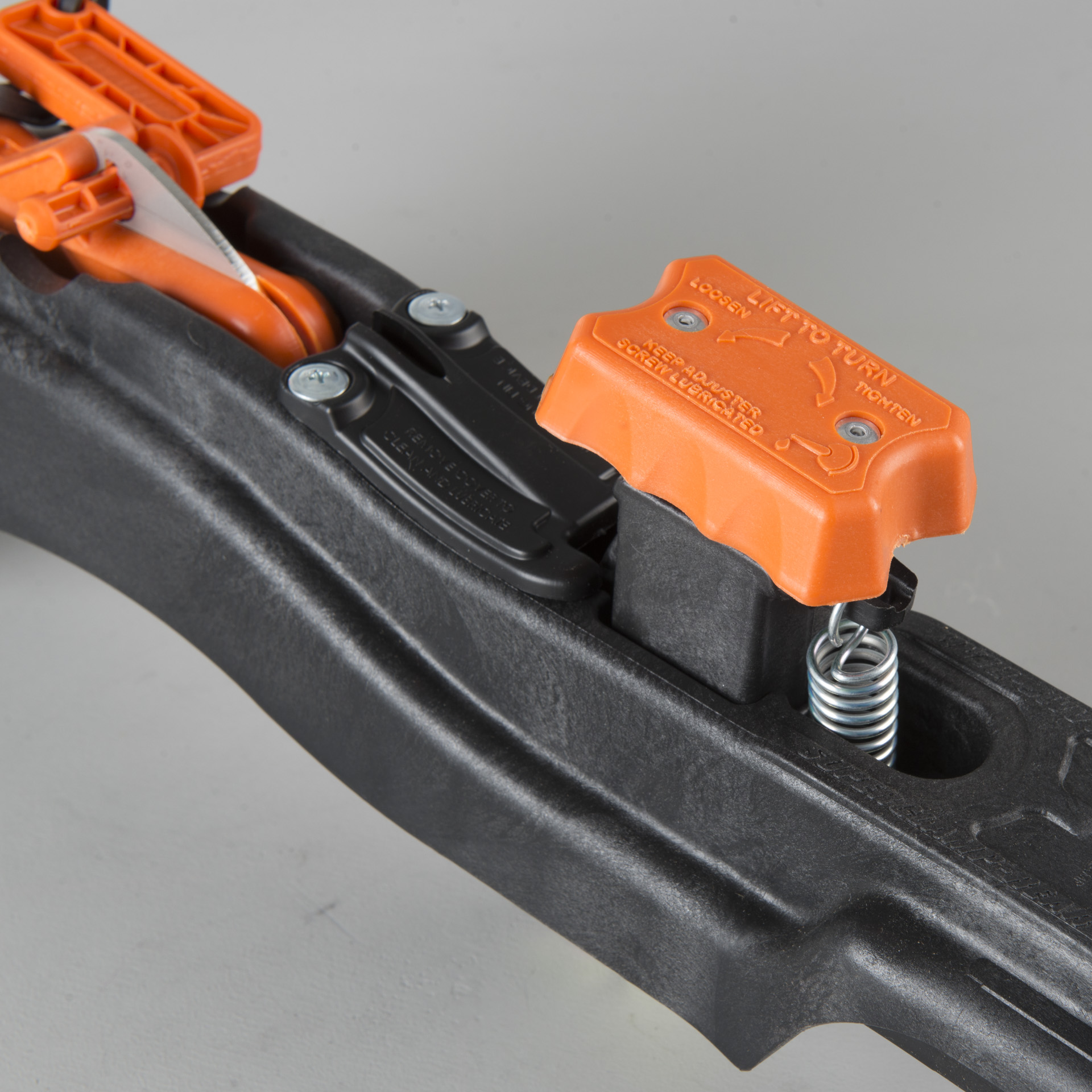 Takakiinnitysjärjestelmä Superclamp Tie-Down