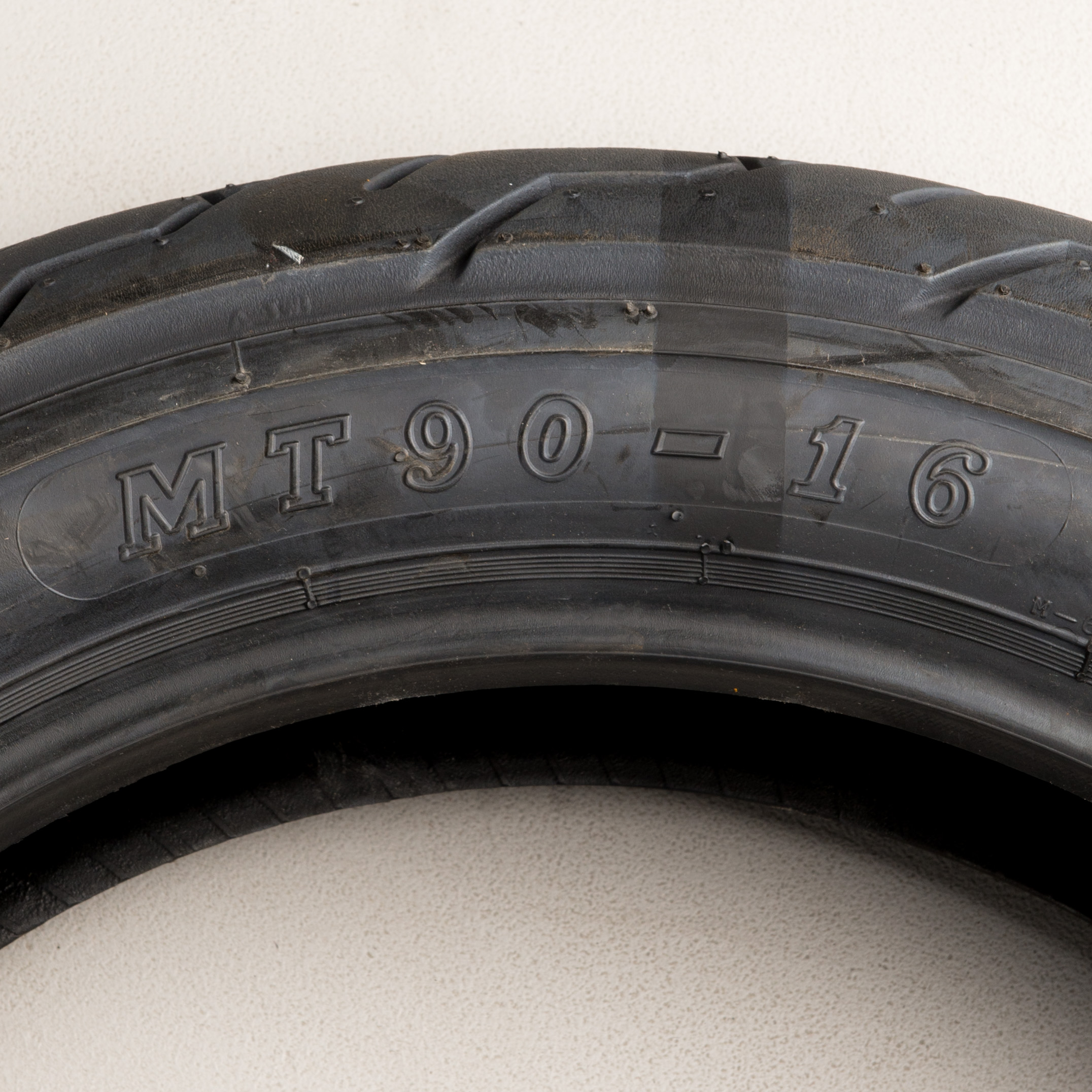 Maxxis Classic M6011 Front MC Tyre MT/90-16"