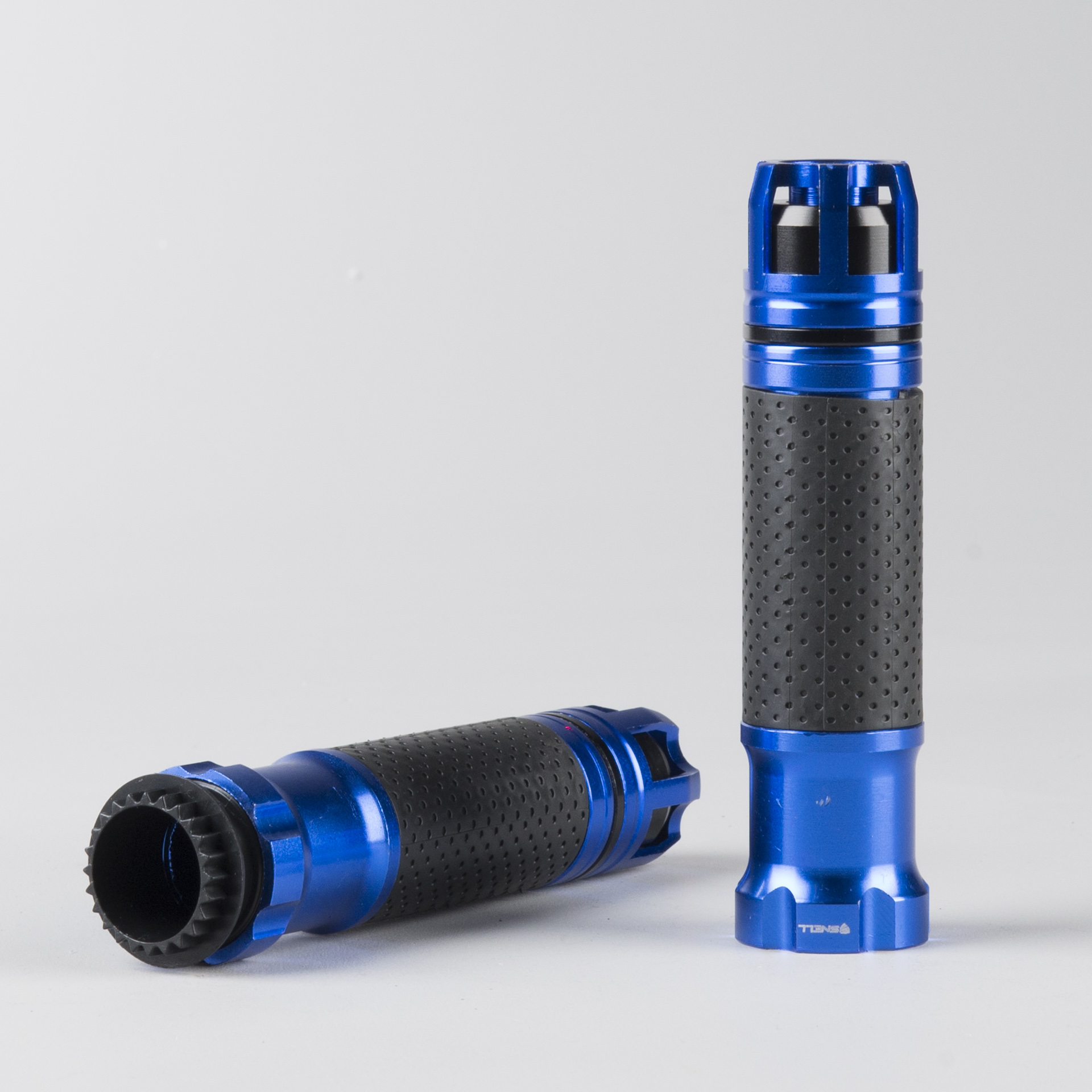 Snell Marshall Grips