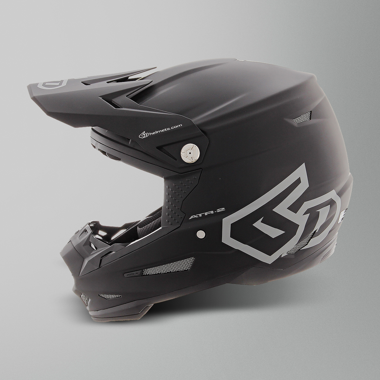 6D ATR-2 Solid MX Helmet