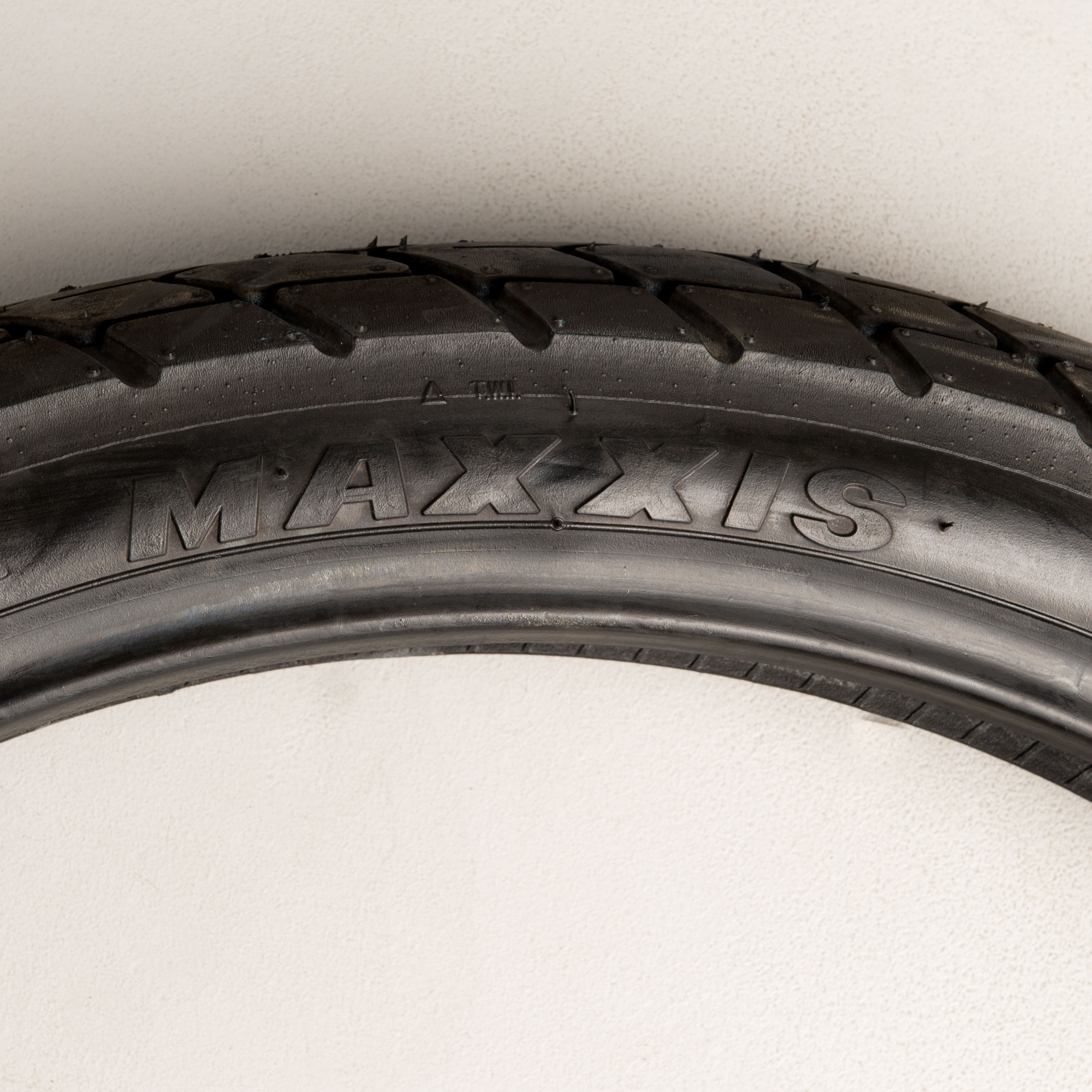Maxxis Traxer M6017 Front MC Tyre 90/90-21"