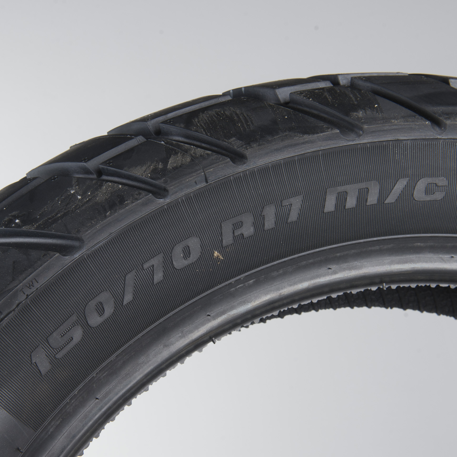 Neumático Trasero Metzeler Karoo Street 150/70 R 17 M/C 69V M+S TL