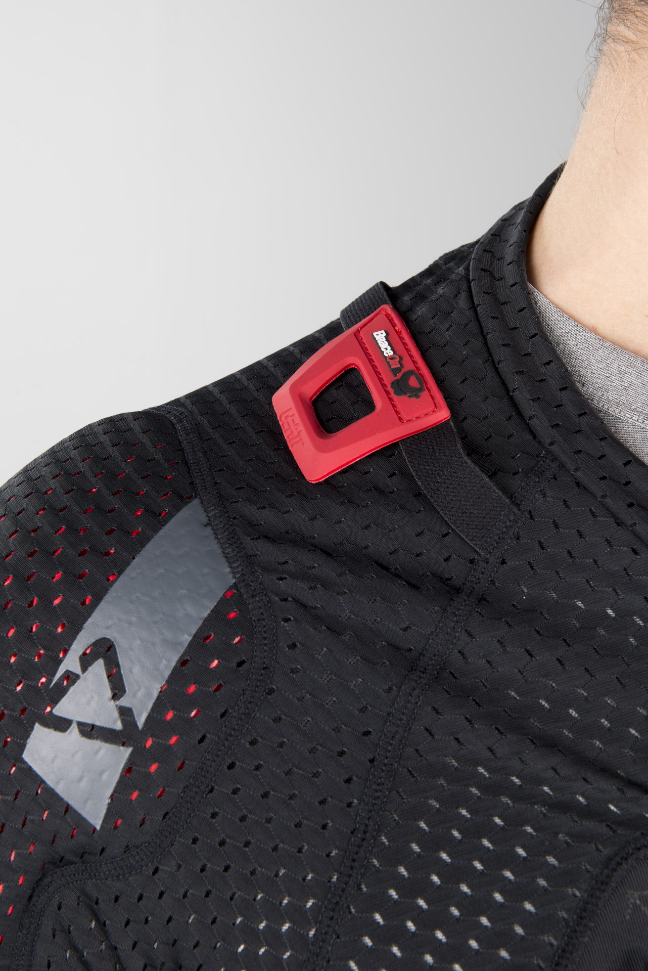 Leatt AirFlex Stealth Protective Jacket