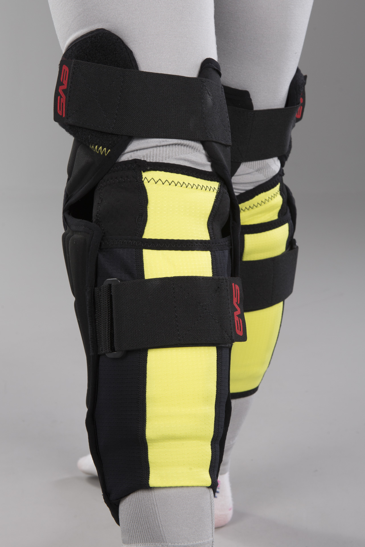 tenpaaaa  EVS TP199 Travis Pastrana Kid's Knee Guards | 24MX