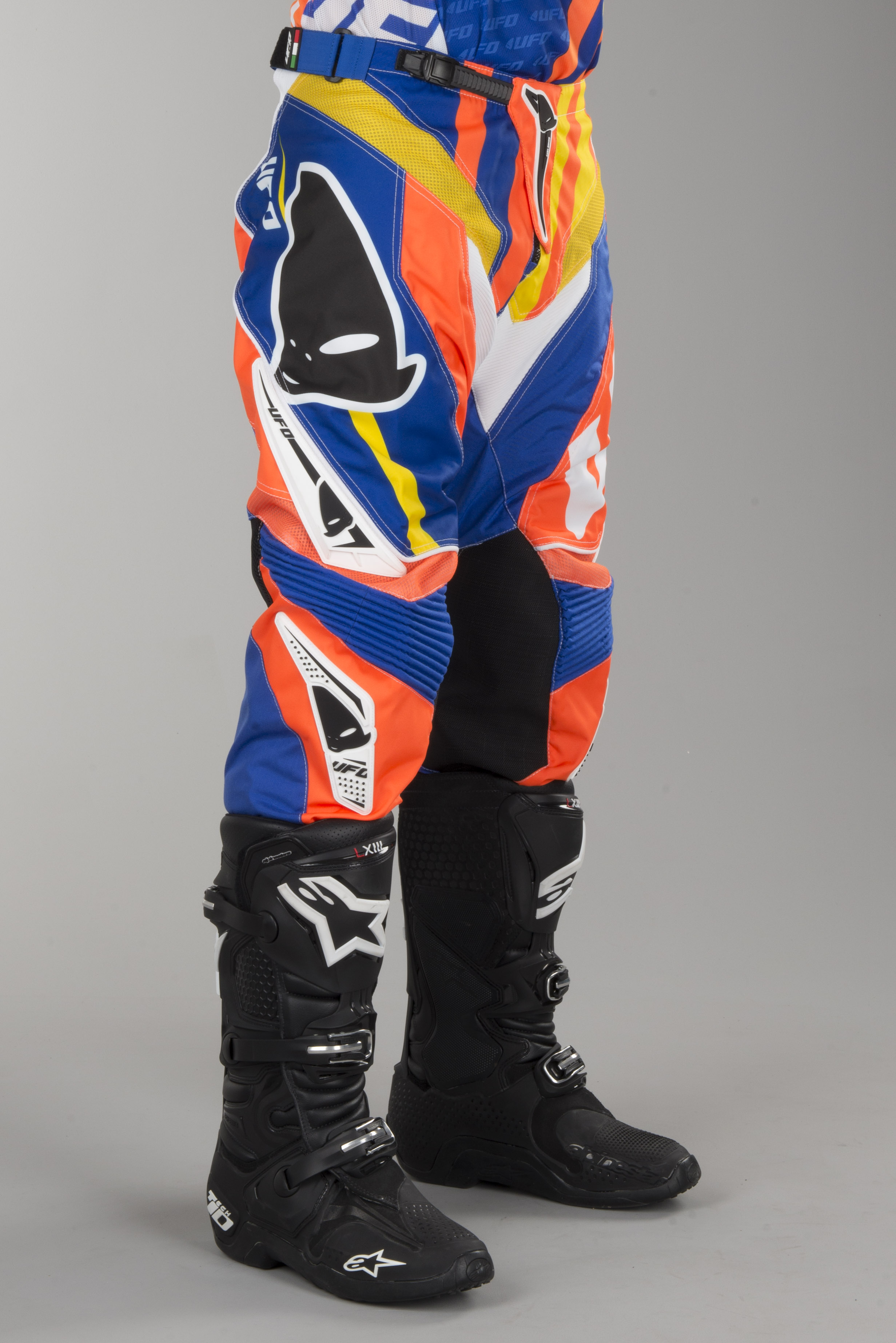 UFO Italy Line Pants