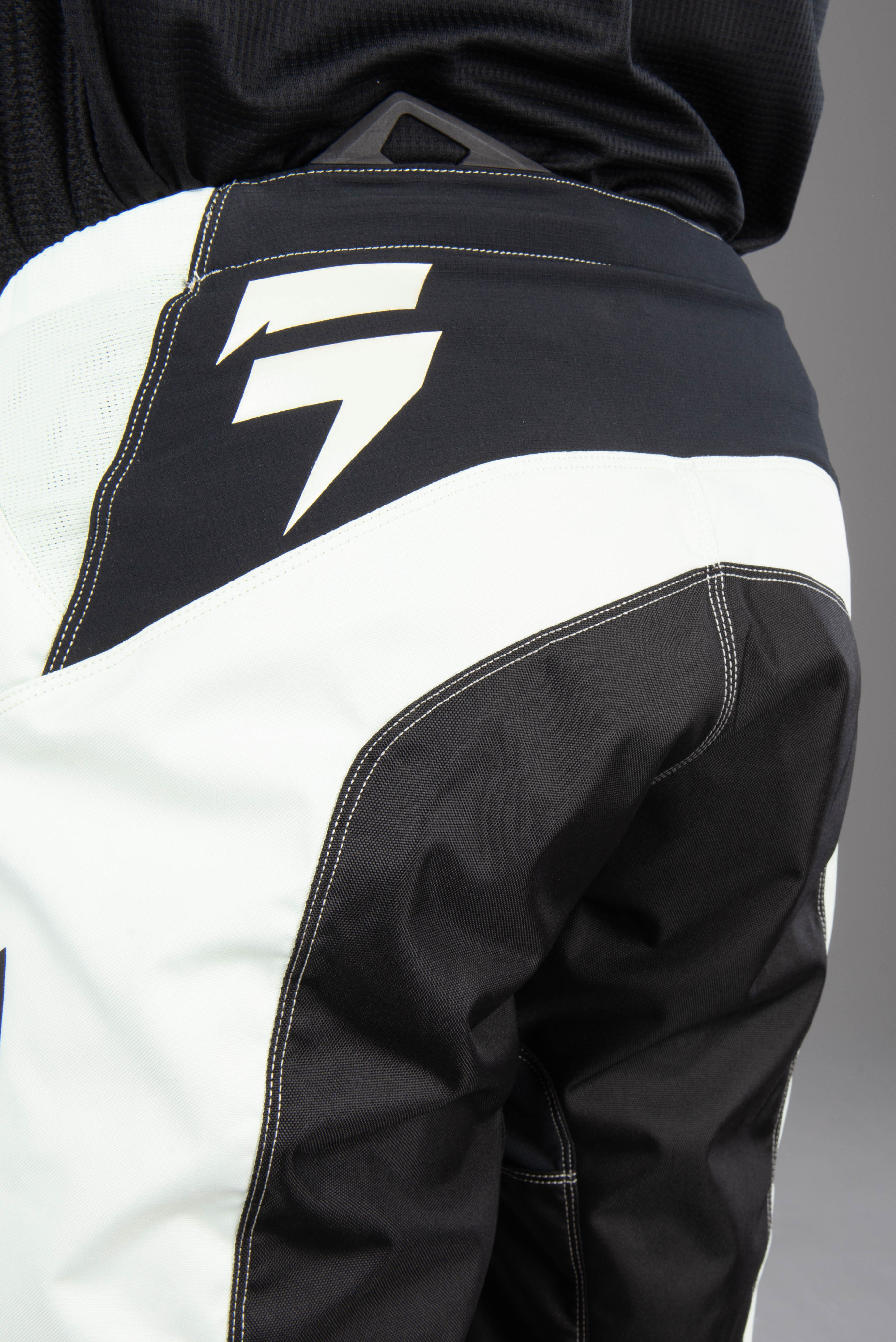 Shift Whit3 Label Basalt MX Trousers MX 18