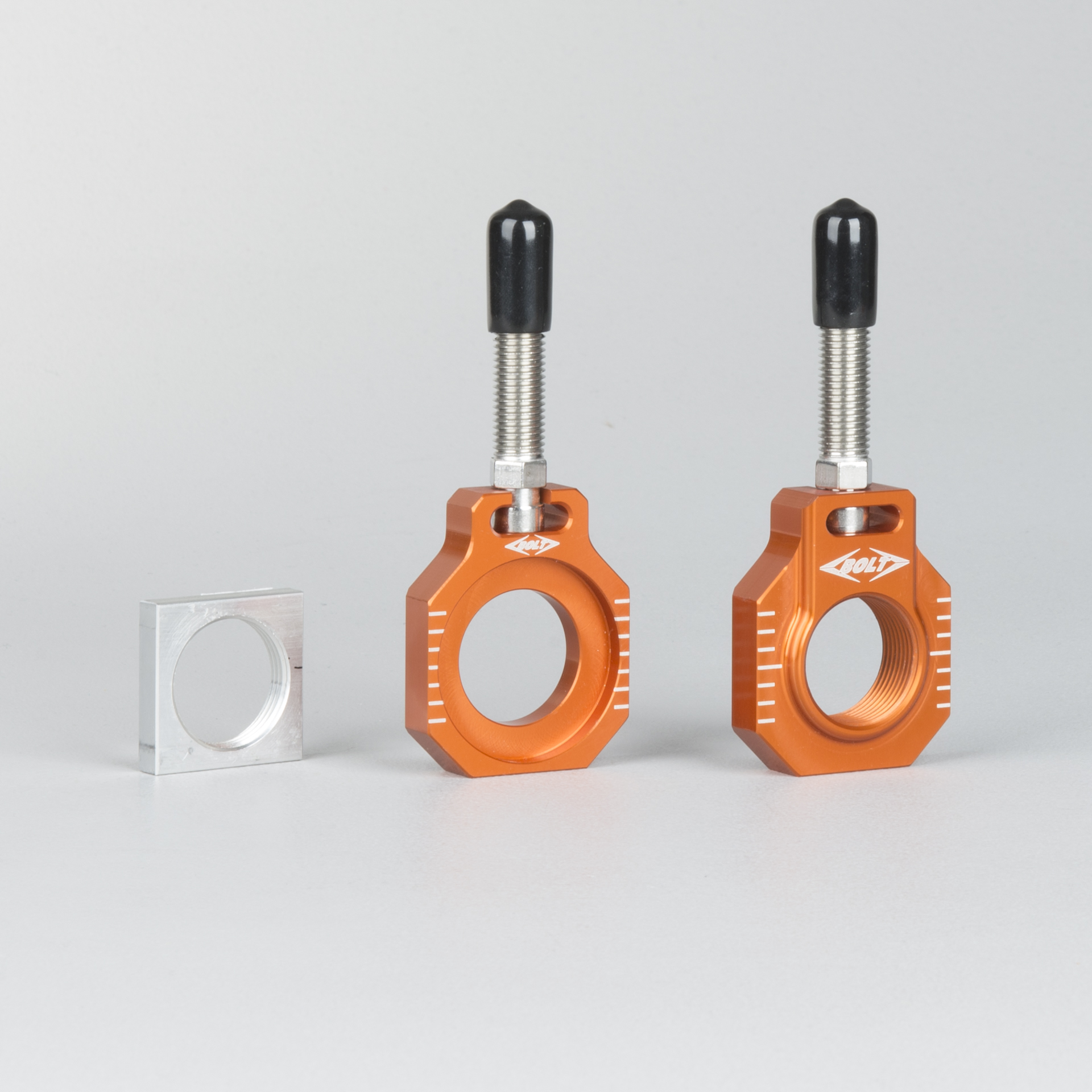 Achteras afstandhouder / bevestiging voor kettingspanner BOLT