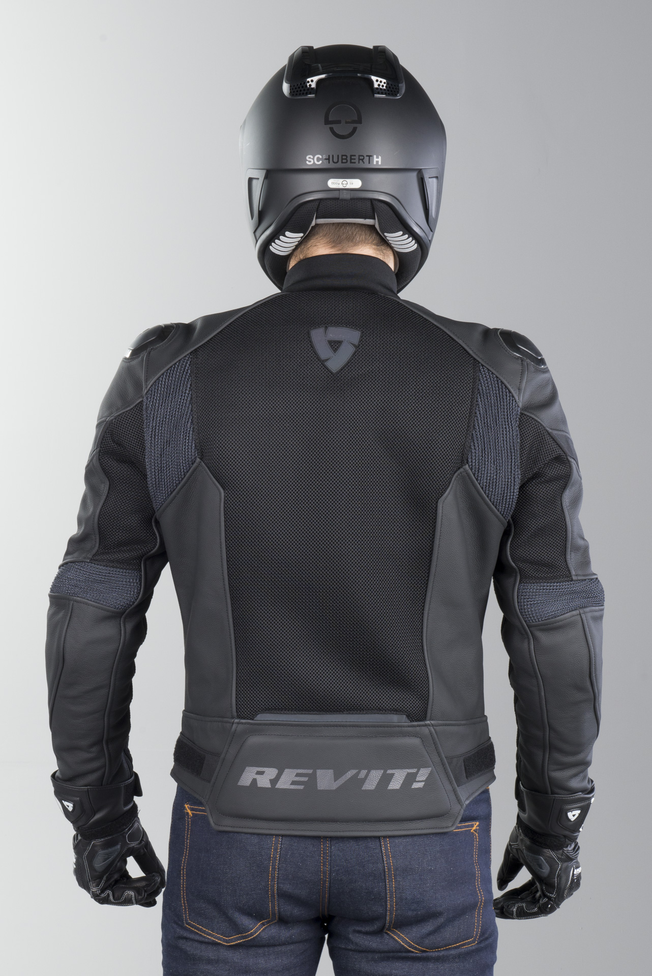 revit target air jacket