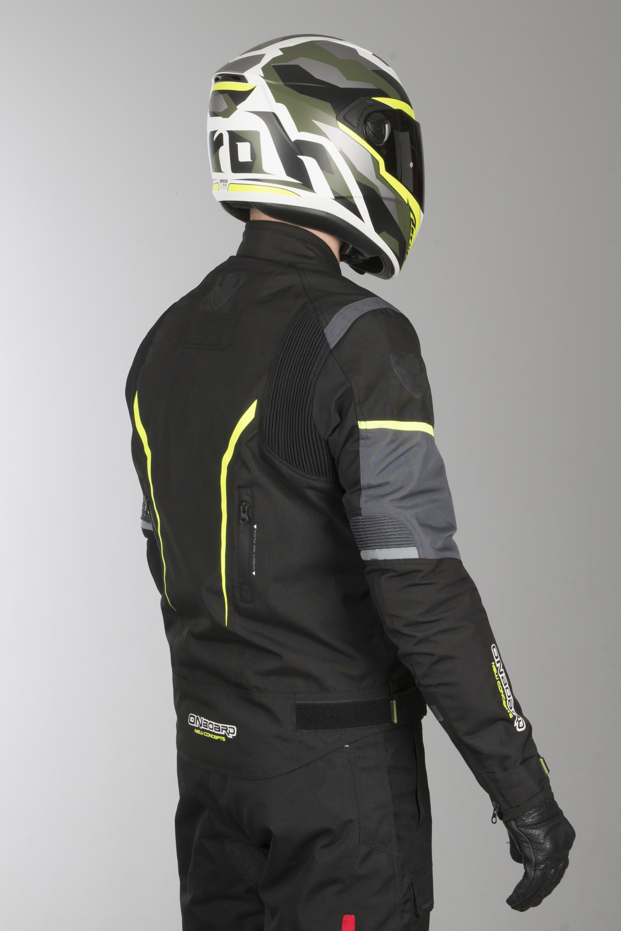 ON BOARD Dynamic Short Jacket